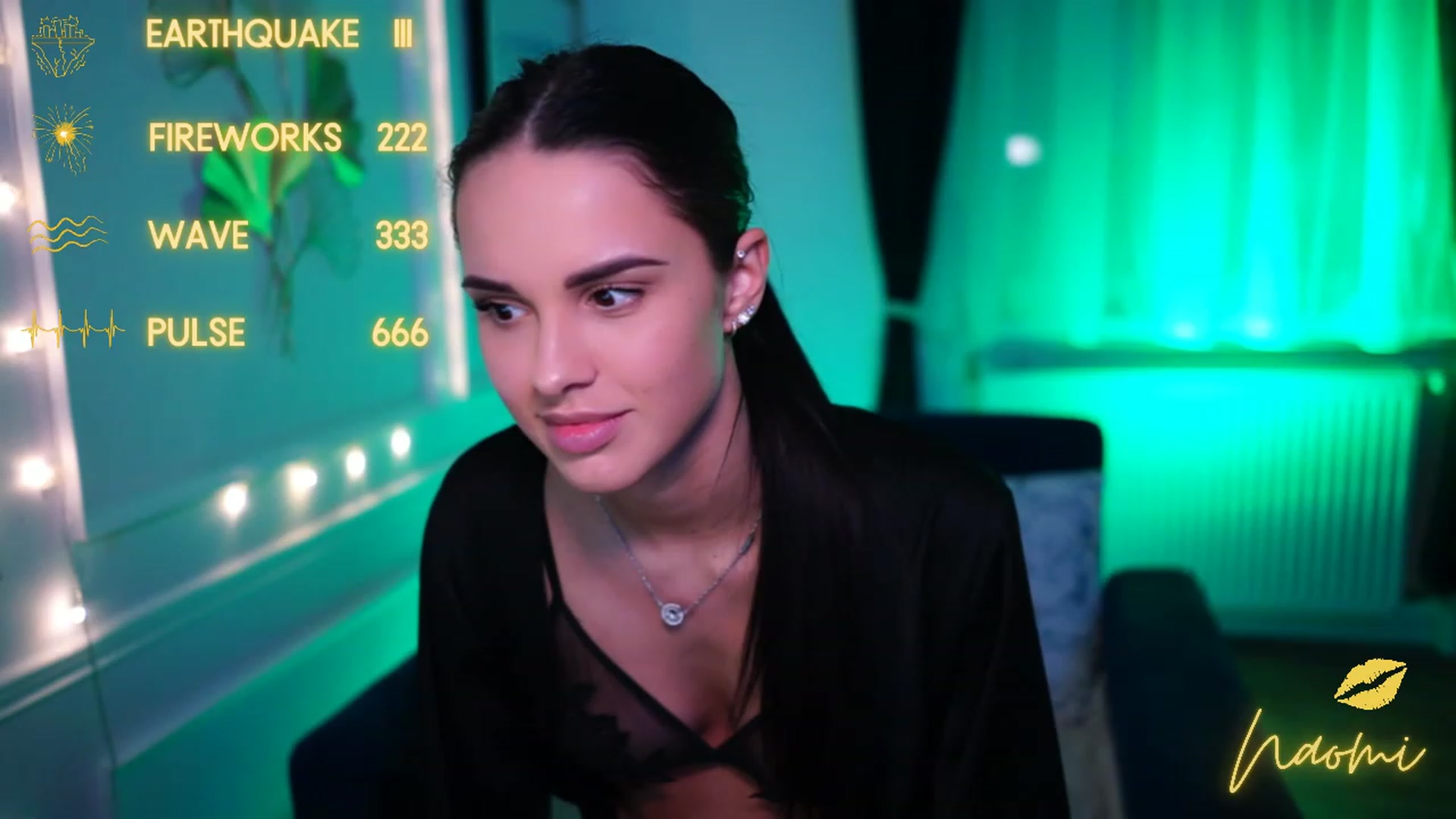 Gallery image thumbnail from cinnabellee's myfreecams stream on, 04/05/2023, 21:32 image 1 of 20