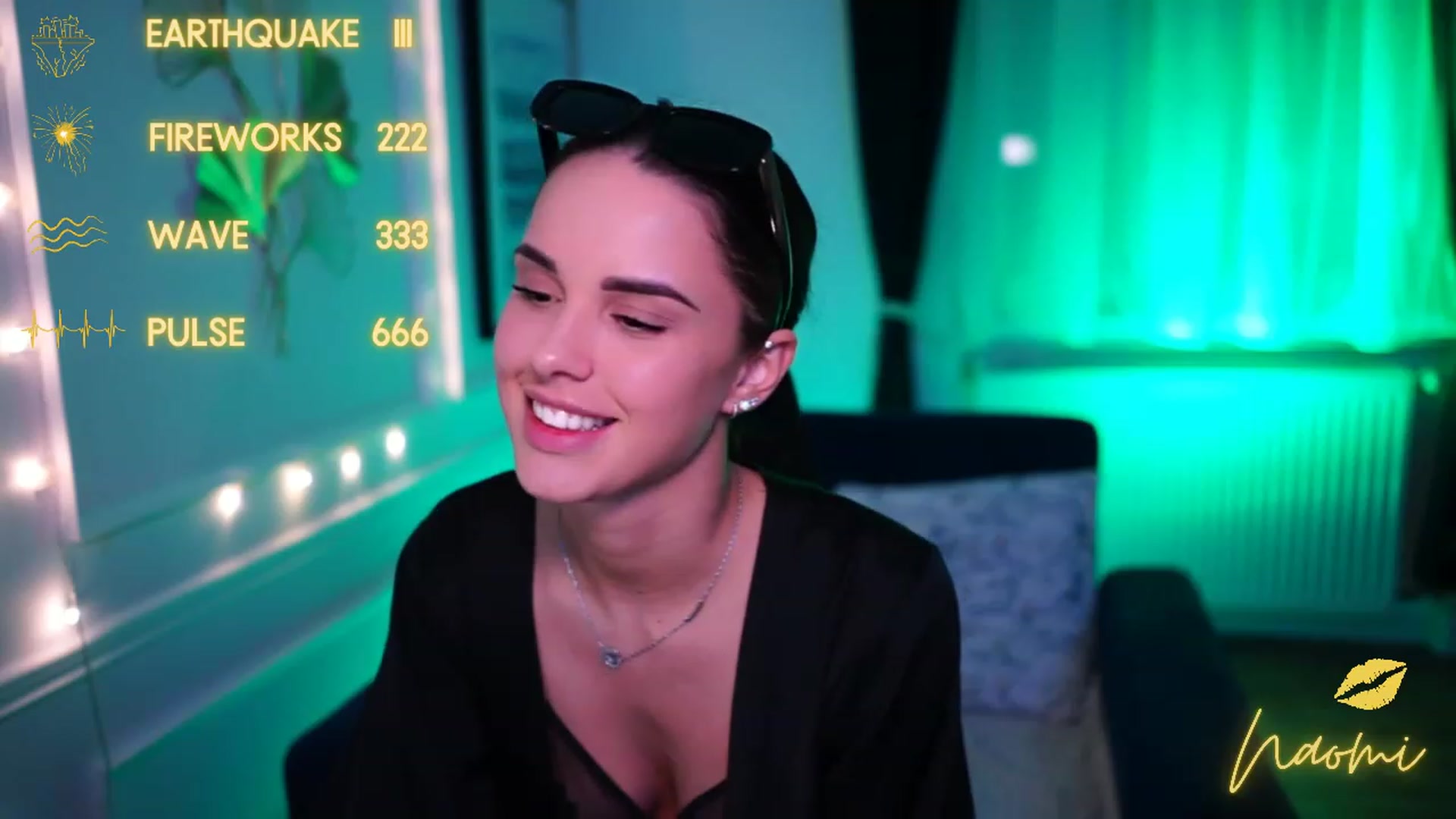 Gallery image thumbnail from cinnabellee's myfreecams stream on, 04/05/2023, 21:32 image 5 of 20