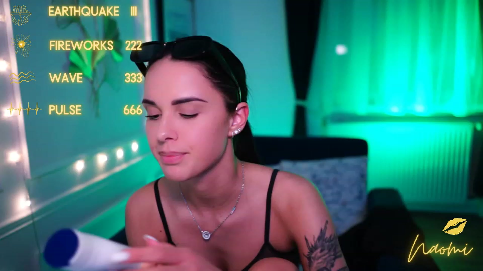 Gallery image thumbnail from cinnabellee's myfreecams stream on, 04/05/2023, 21:32 image 19 of 20