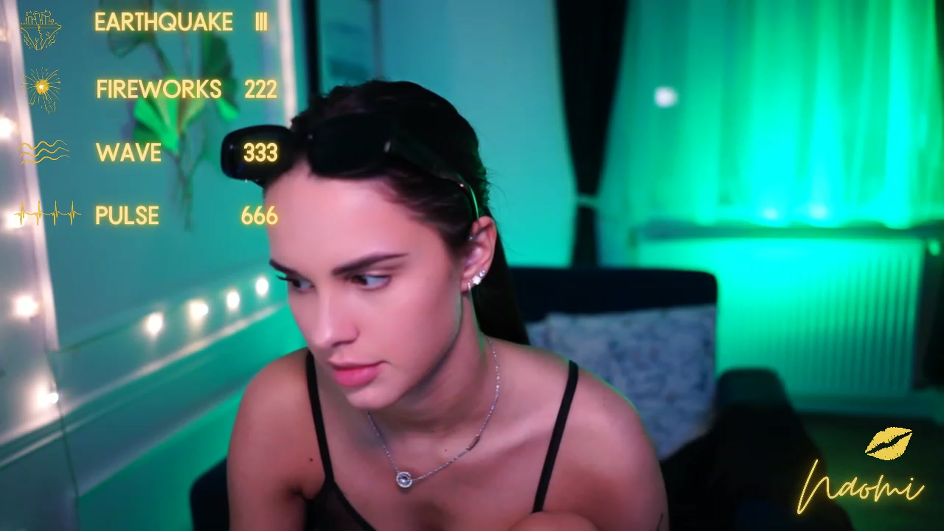 Gallery image thumbnail from cinnabellee's myfreecams stream on, 04/05/2023, 21:32 image 12 of 20