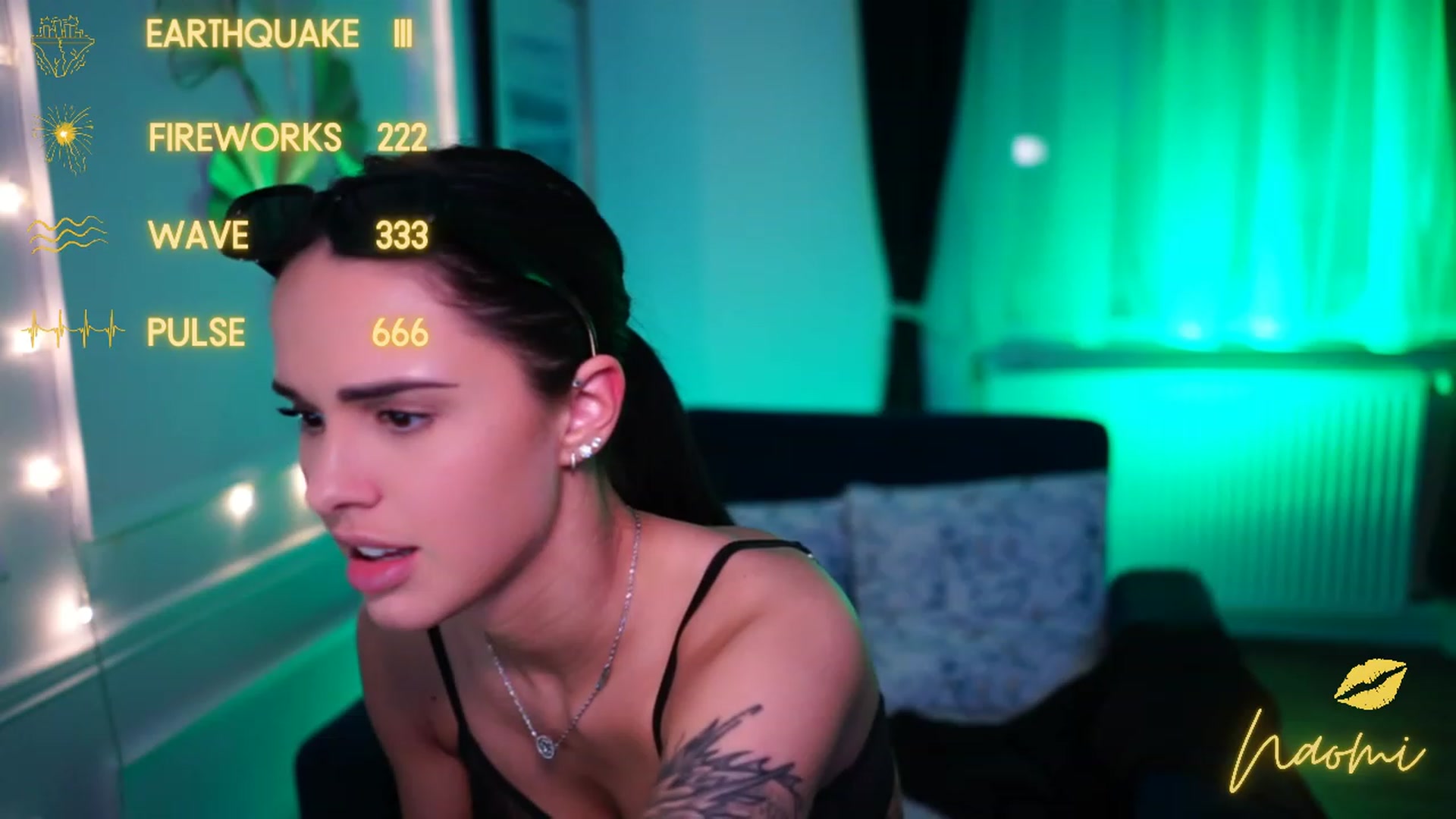 Gallery image thumbnail from cinnabellee's myfreecams stream on, 04/05/2023, 21:32 image 17 of 20