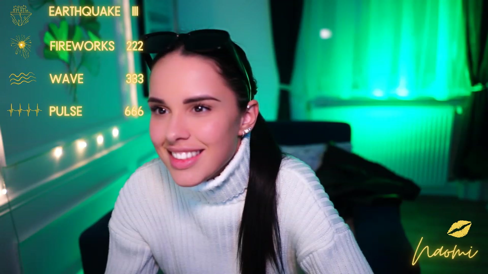 Gallery image thumbnail from cinnabellee's myfreecams stream on, 04/05/2023, 22:00 image 19 of 20