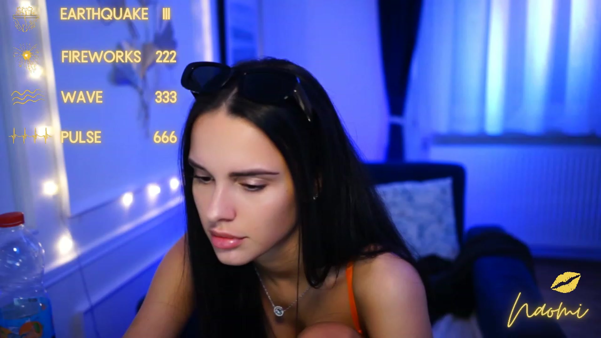 Gallery image thumbnail from cinnabellee's myfreecams stream on, 04/08/2023, 20:09 image 9 of 20