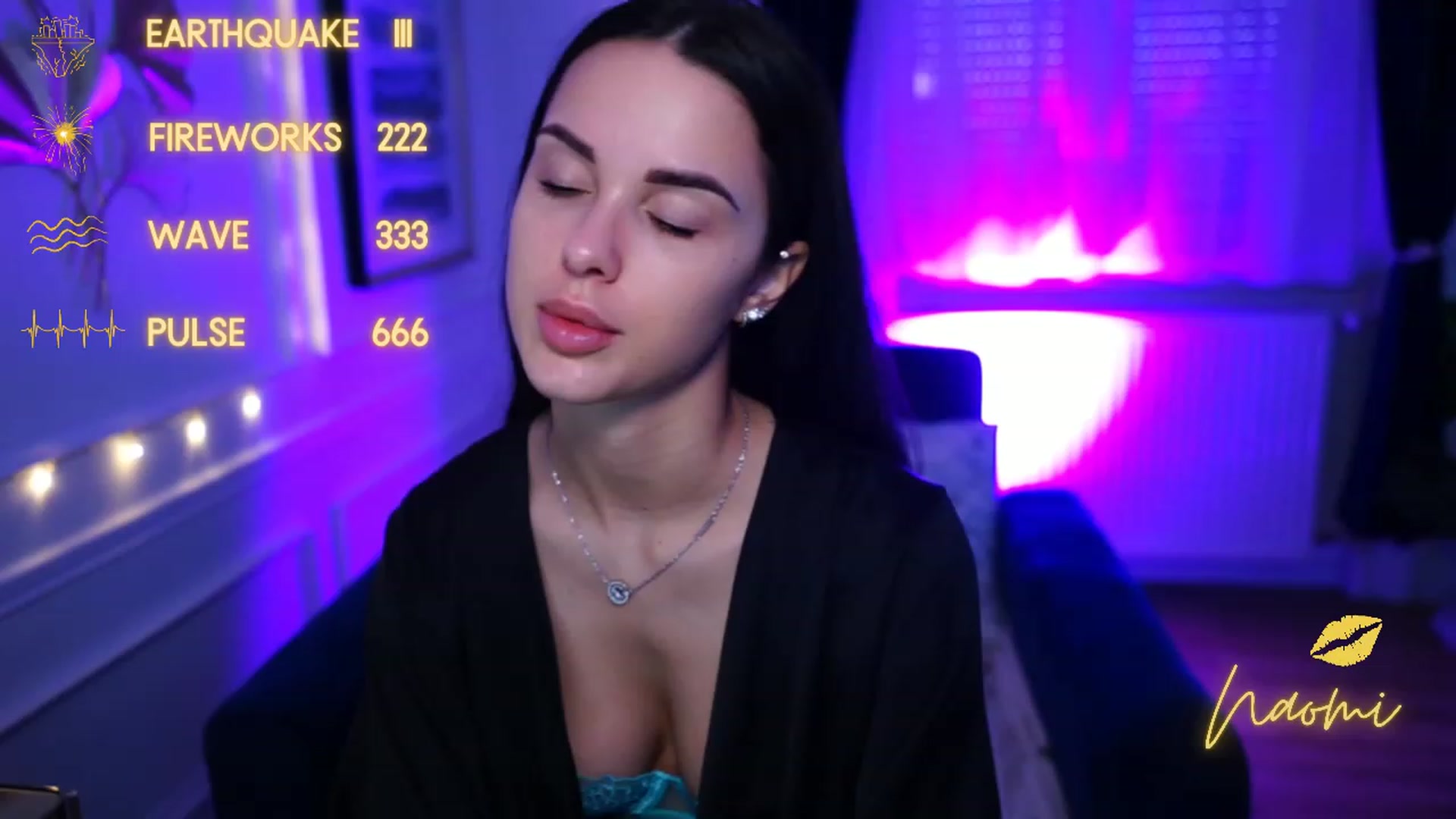 Gallery image thumbnail from cinnabellee's myfreecams stream on, 04/14/2023, 10:39 image 4 of 20