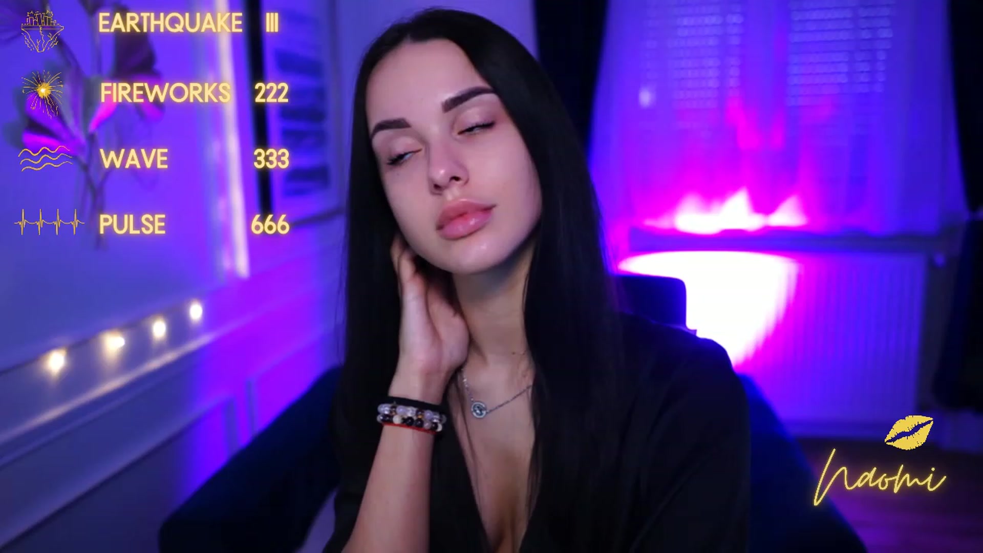 Gallery image thumbnail from cinnabellee's myfreecams stream on, 04/14/2023, 10:39 image 12 of 20