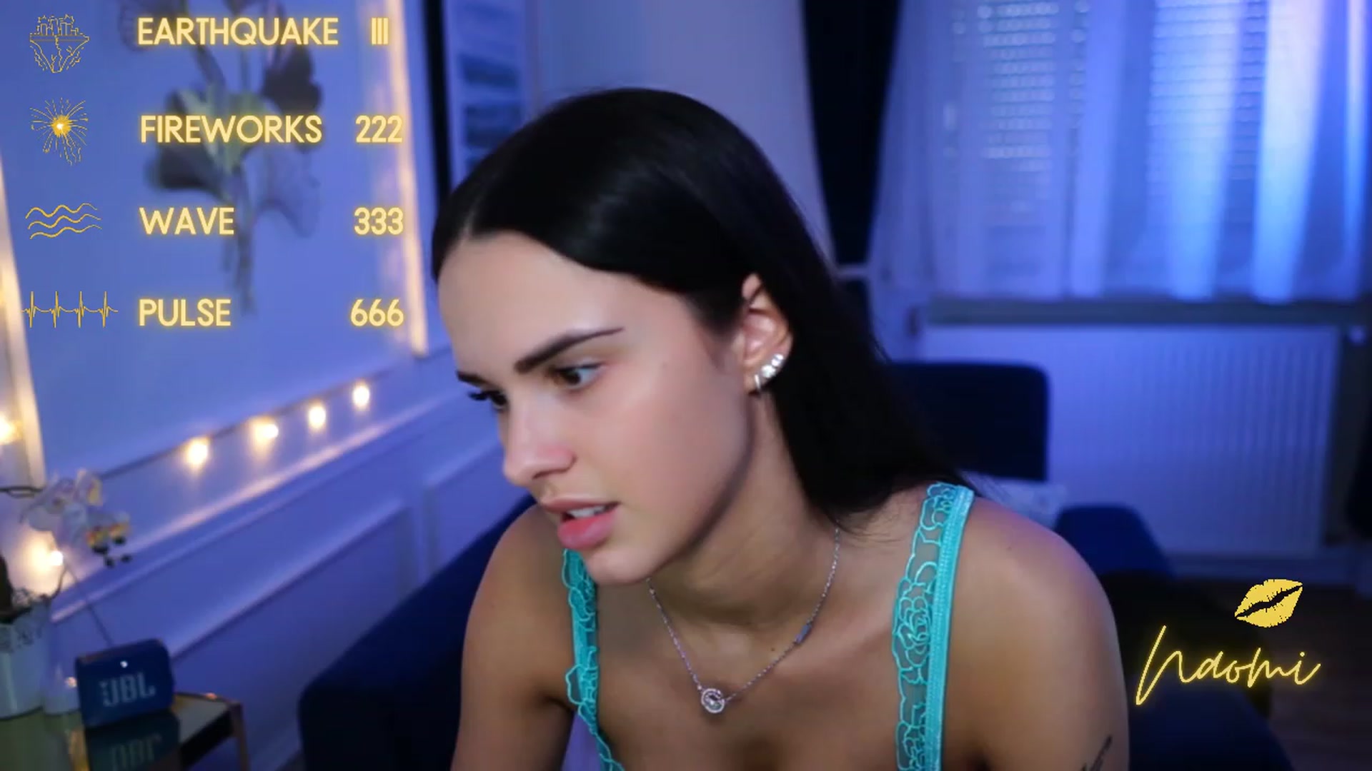 Gallery image thumbnail from cinnabellee's myfreecams stream on, 04/14/2023, 15:05 image 14 of 20