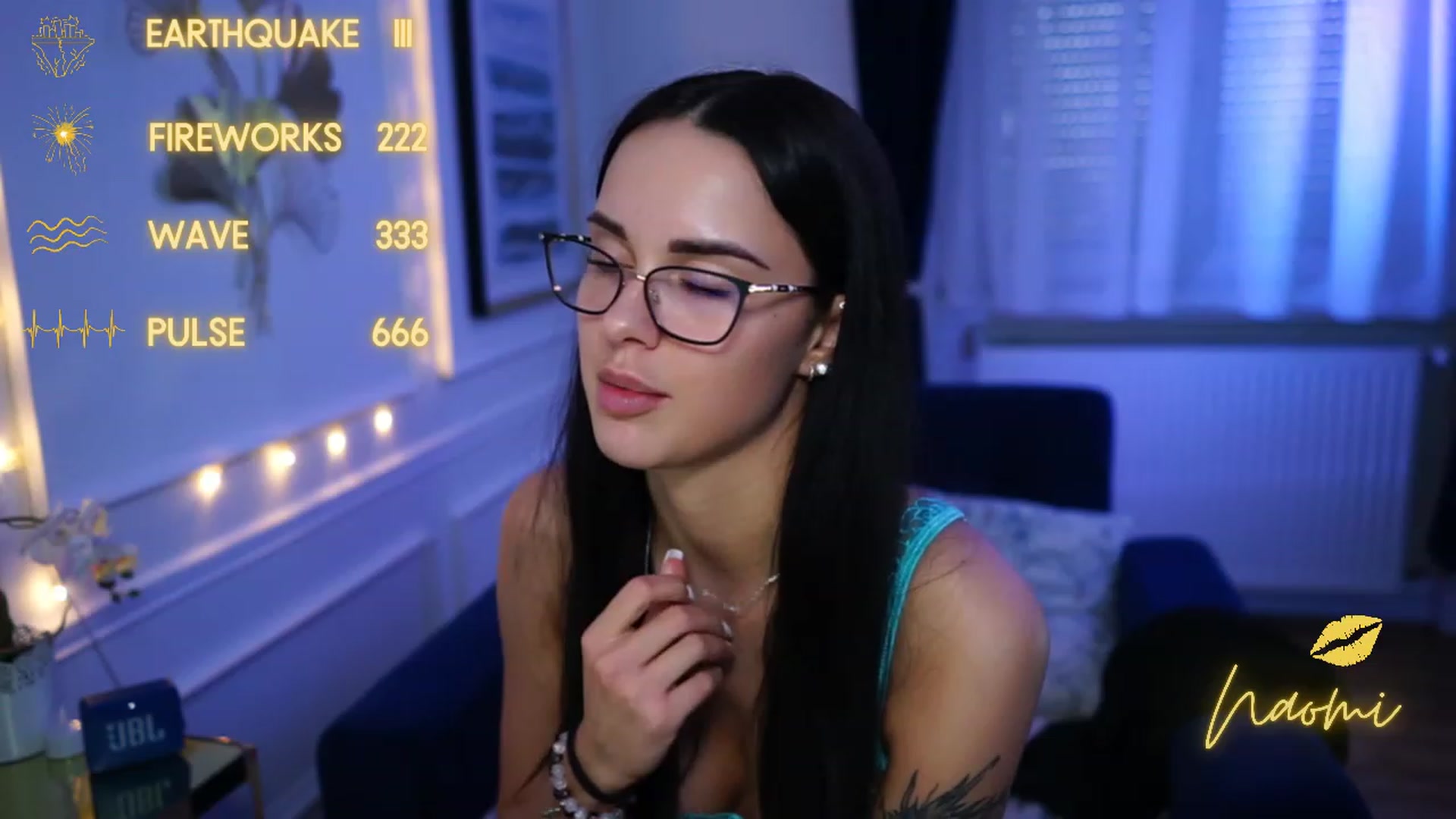 Gallery image thumbnail from cinnabellee's myfreecams stream on, 04/14/2023, 15:05 image 19 of 20