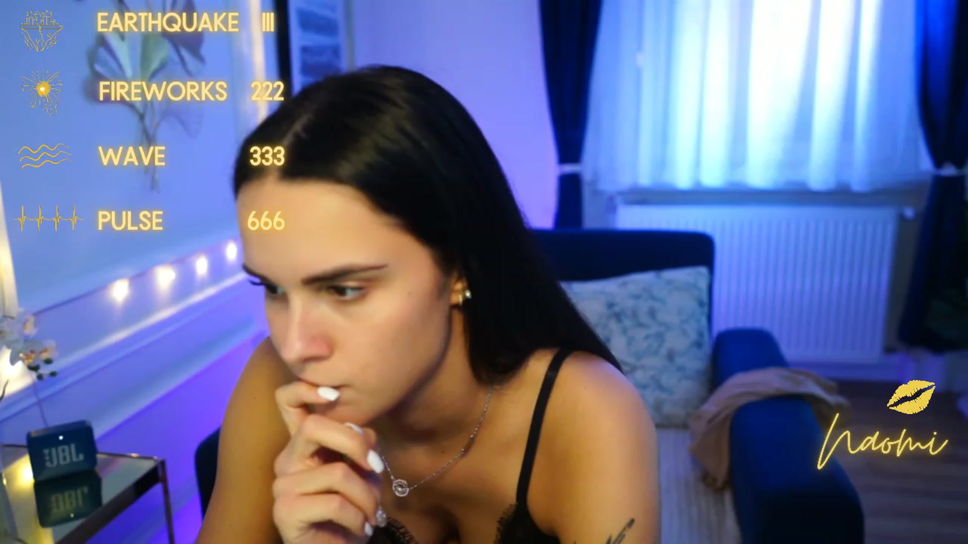 Gallery image thumbnail from cinnabellee's myfreecams stream on, 04/15/2023, 21:19 image 11 of 20