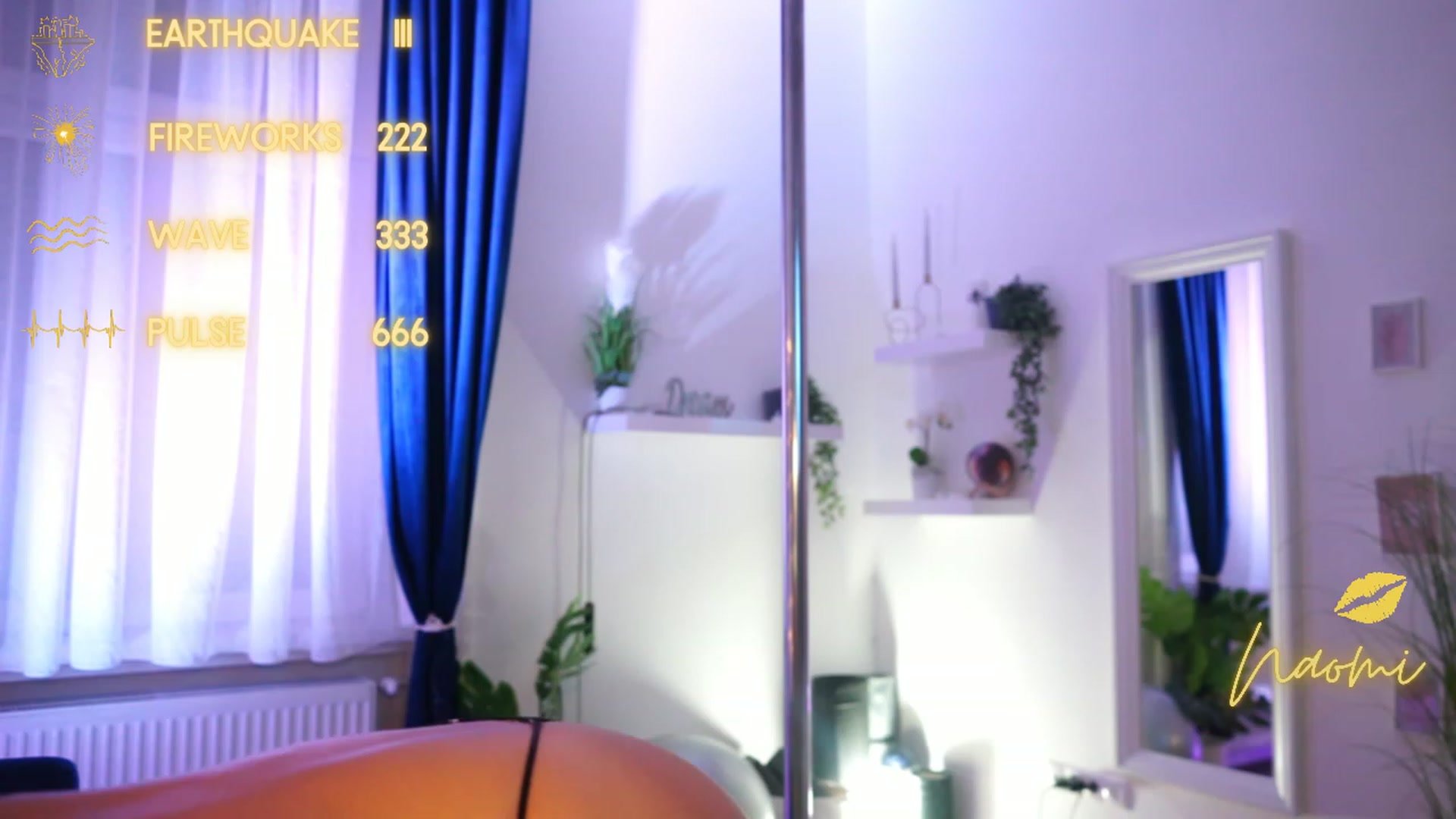 Gallery image thumbnail from cinnabellee's myfreecams stream on, 04/15/2023, 21:19 image 5 of 20