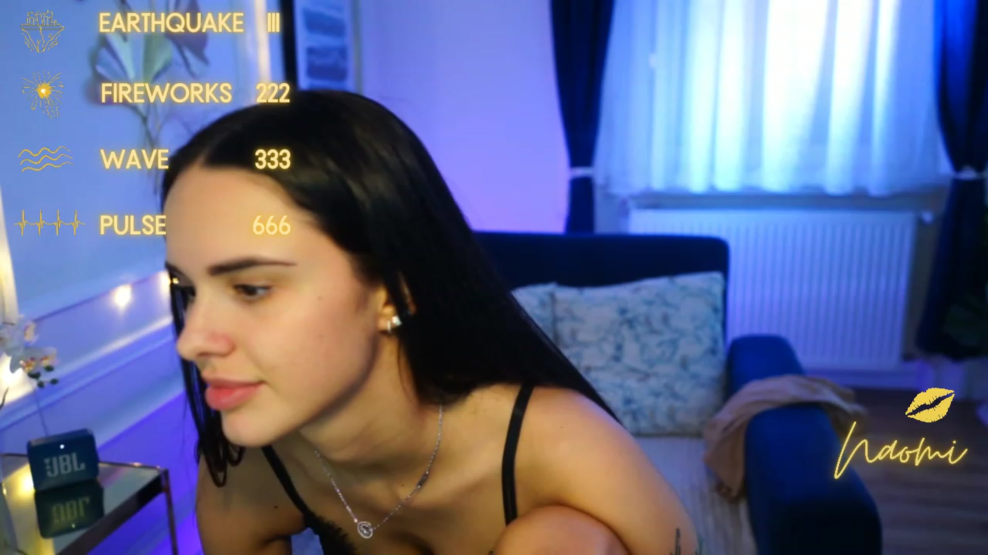 Gallery image thumbnail from cinnabellee's myfreecams stream on, 04/15/2023, 21:19 image 8 of 20