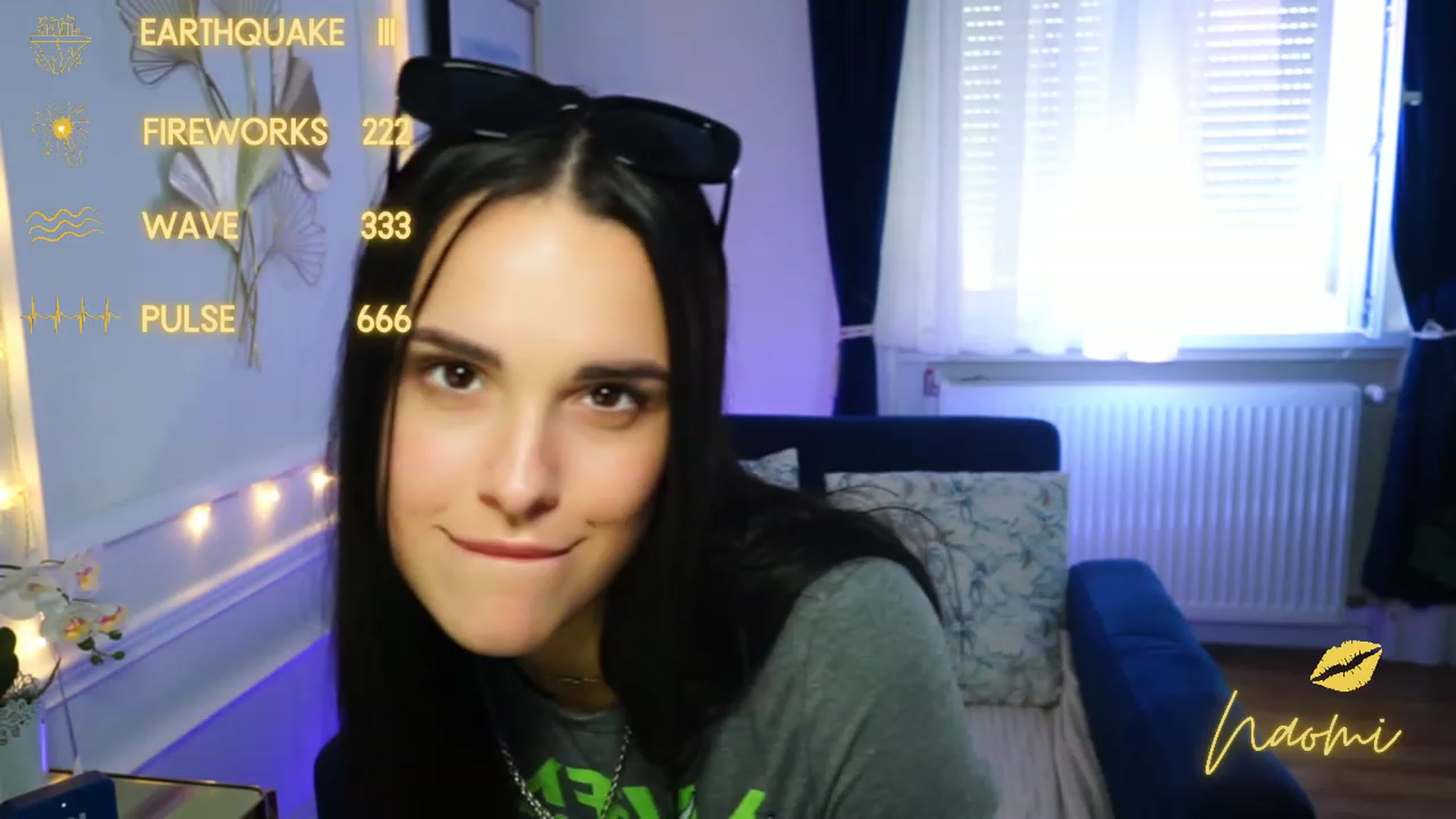 Gallery image thumbnail from cinnabellee's myfreecams stream on, 04/17/2023, 16:20 image 8 of 20