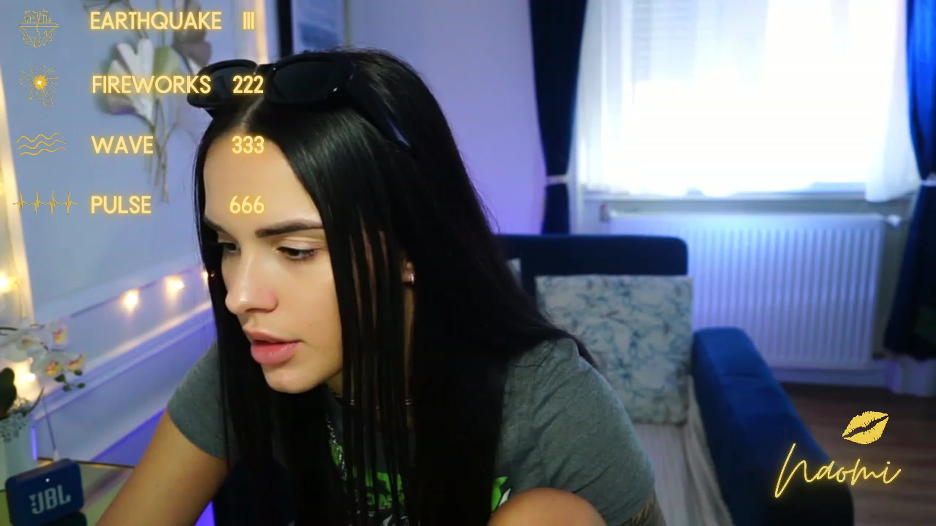 Gallery image thumbnail from cinnabellee's myfreecams stream on, 04/17/2023, 16:20 image 18 of 20