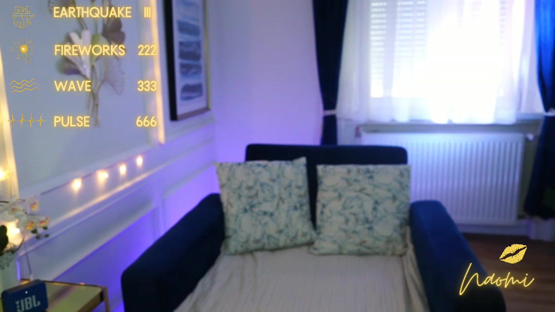 Gallery image thumbnail from cinnabellee's myfreecams stream on, 04/17/2023, 16:20 image 3 of 20