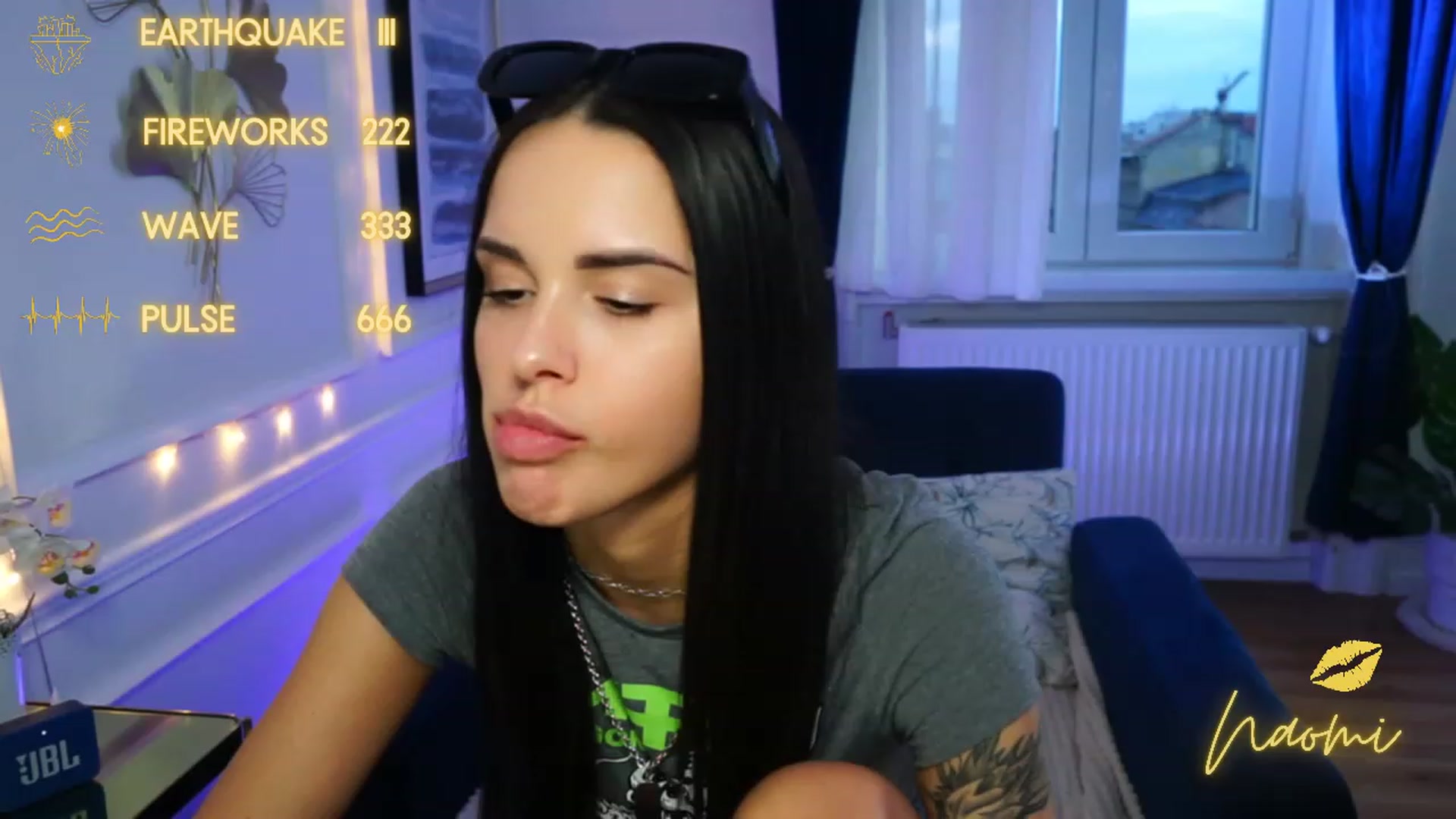 Gallery image thumbnail from cinnabellee's myfreecams stream on, 04/17/2023, 17:43 image 12 of 20