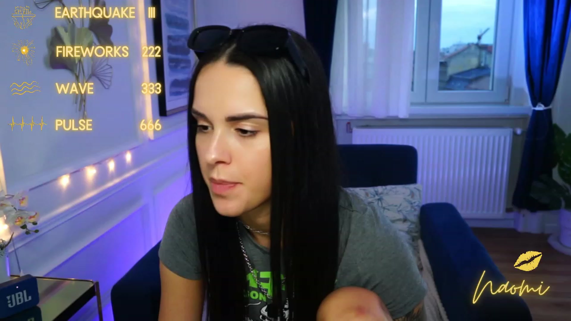 Gallery image thumbnail from cinnabellee's myfreecams stream on, 04/17/2023, 17:43 image 11 of 20
