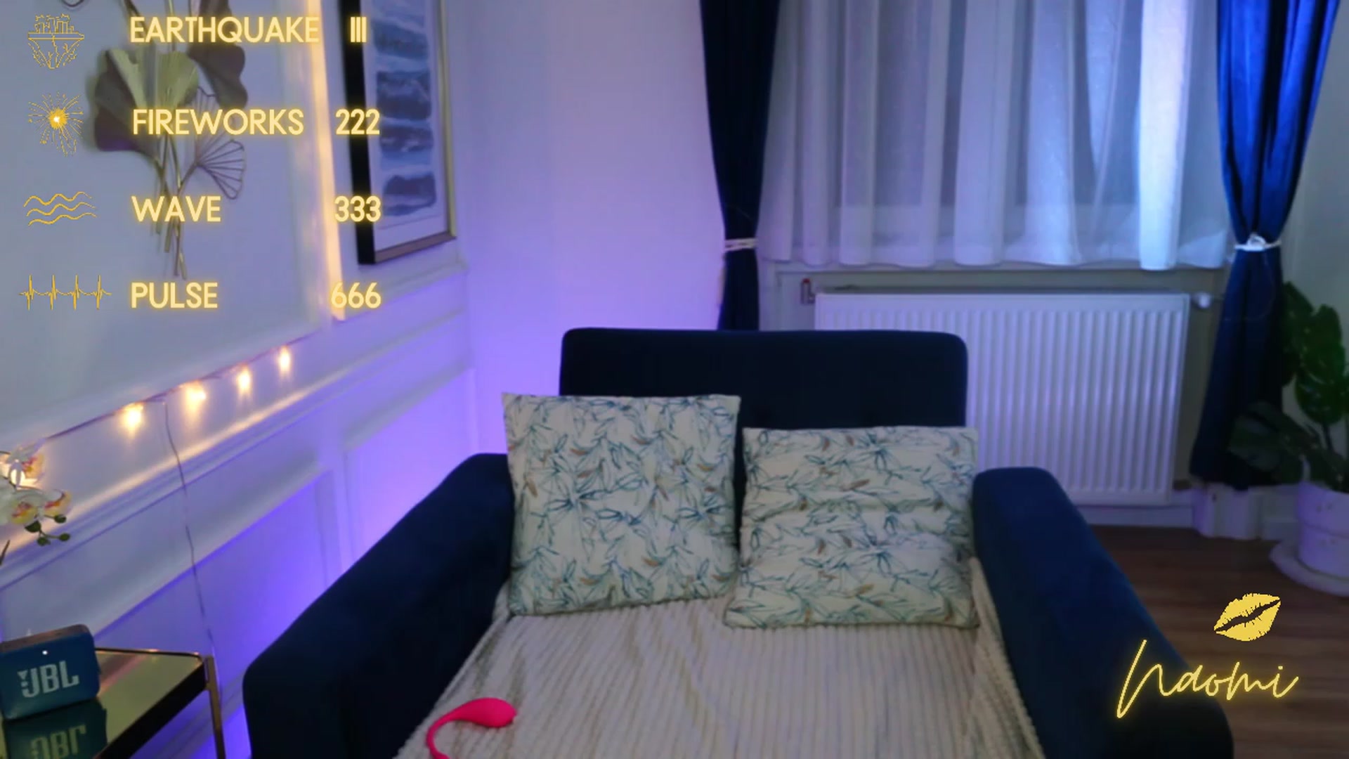 Gallery image thumbnail from cinnabellee's myfreecams stream on, 04/17/2023, 18:41 image 16 of 20