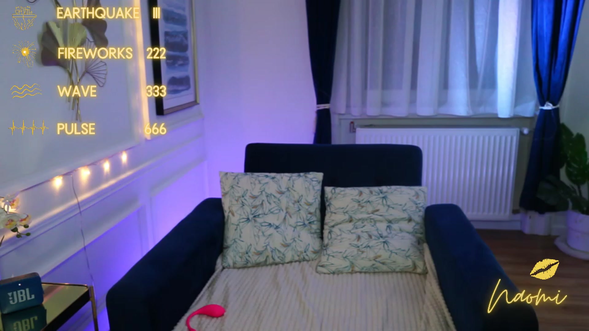 Gallery image thumbnail from cinnabellee's myfreecams stream on, 04/17/2023, 18:41 image 15 of 20