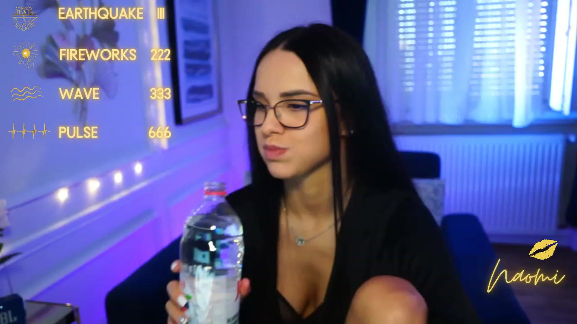 Gallery image thumbnail from cinnabellee's myfreecams stream on, 04/22/2023, 11:01 image 14 of 20