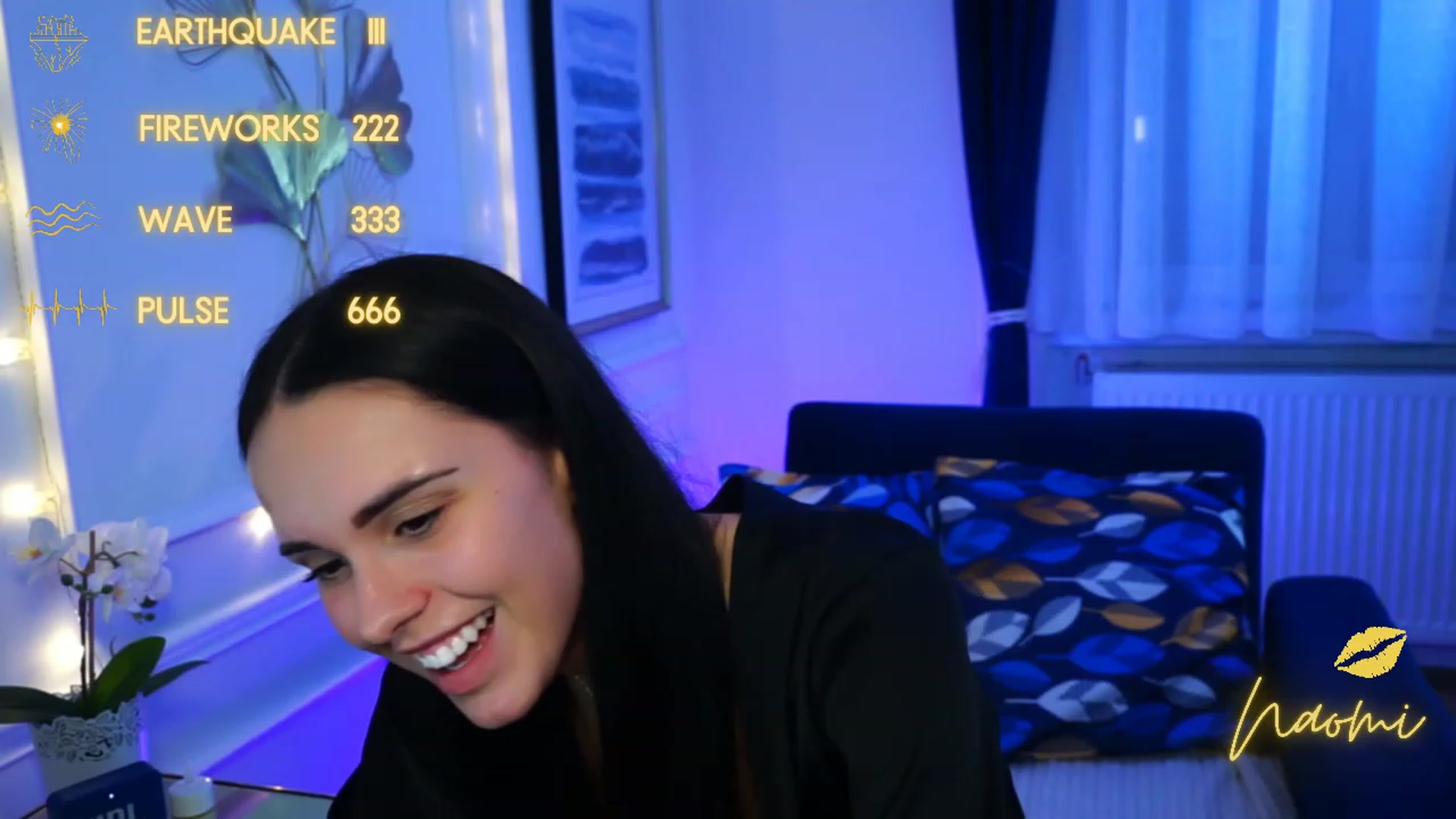 Gallery image thumbnail from cinnabellee's myfreecams stream on, 04/24/2023, 16:37 image 2 of 20