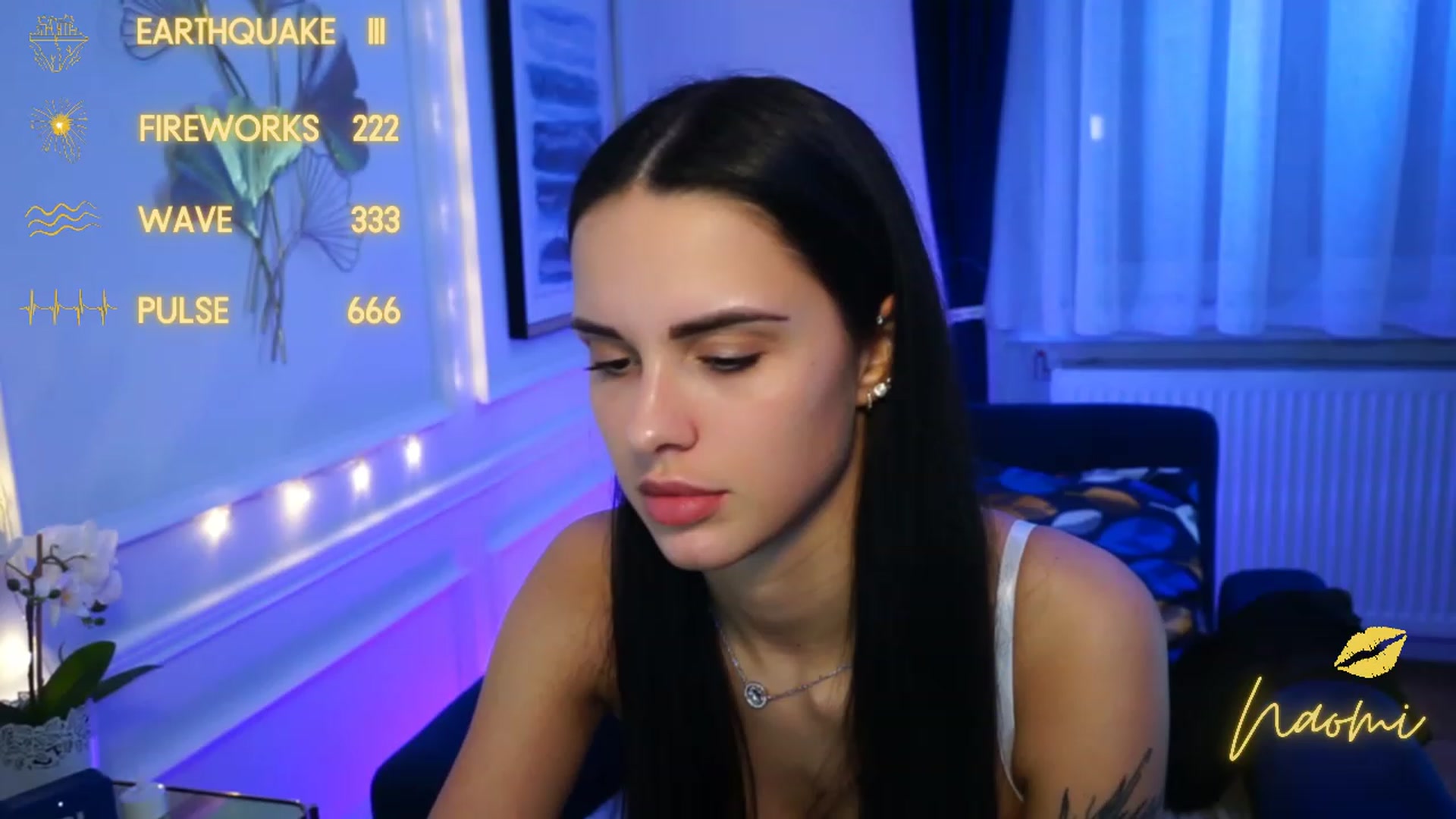 Gallery image thumbnail from cinnabellee's myfreecams stream on, 04/24/2023, 16:37 image 10 of 20