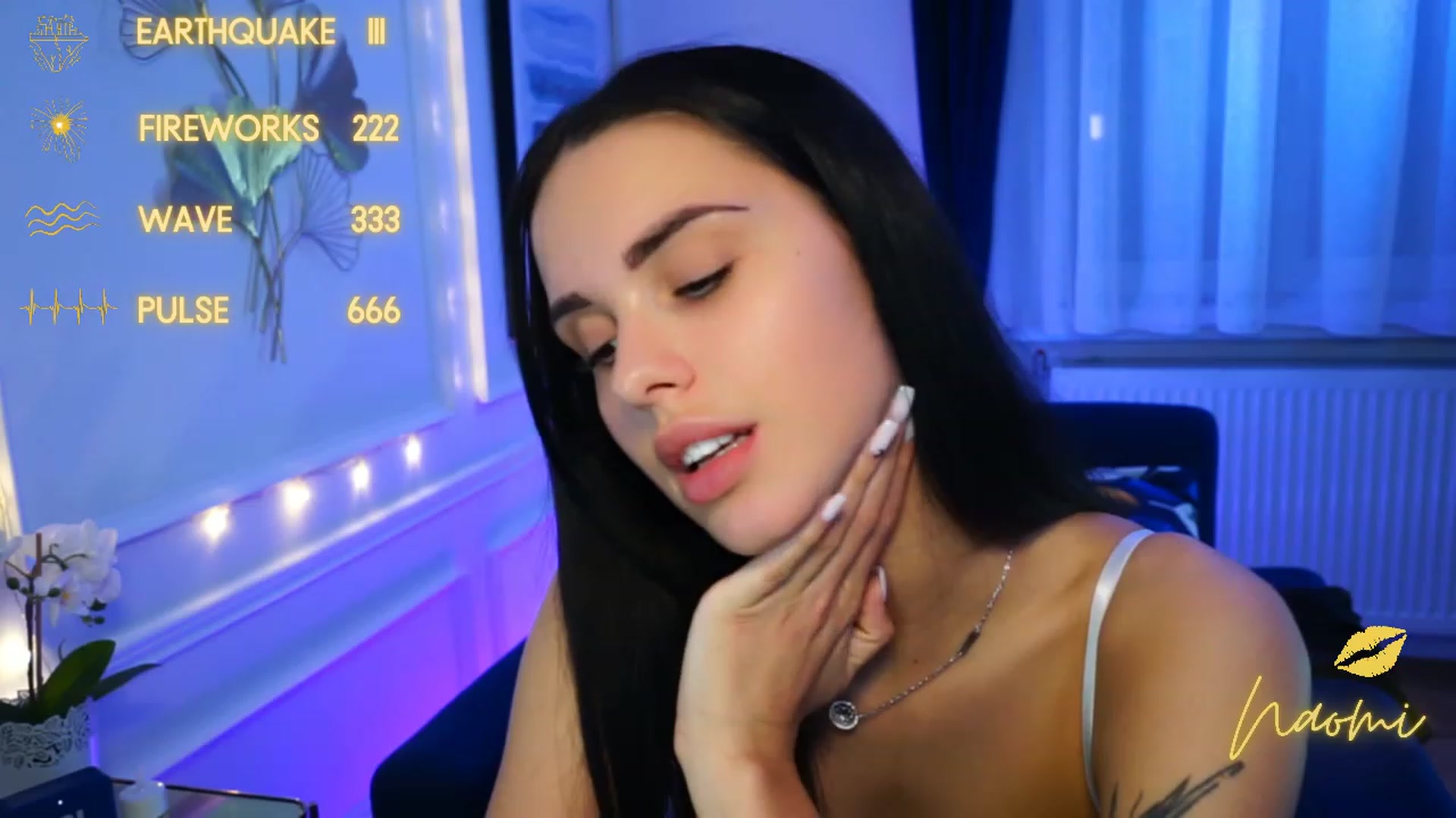 Gallery image thumbnail from cinnabellee's myfreecams stream on, 04/24/2023, 16:37 image 15 of 20