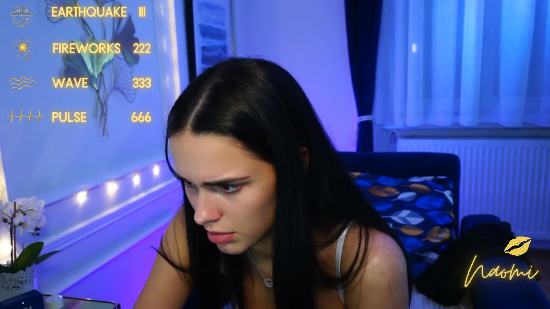 Gallery image thumbnail from cinnabellee's myfreecams stream on, 04/24/2023, 16:37 image 14 of 20