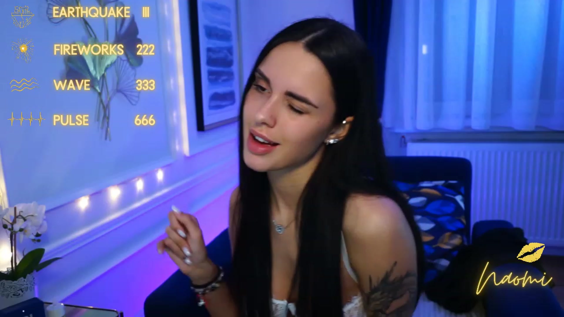 Gallery image thumbnail from cinnabellee's myfreecams stream on, 04/24/2023, 16:37 image 9 of 20