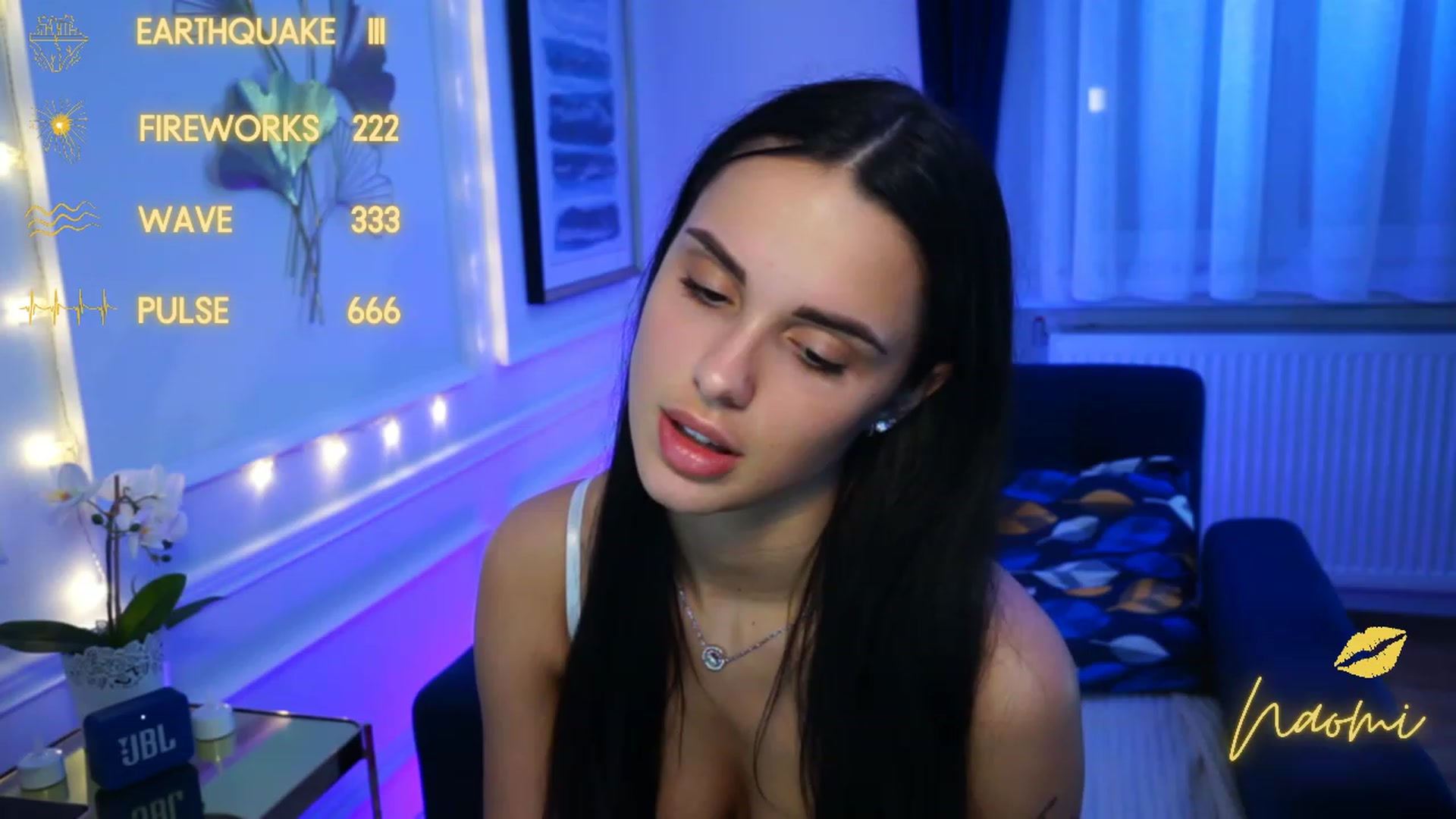 Gallery image thumbnail from cinnabellee's myfreecams stream on, 04/24/2023, 19:20 image 11 of 20