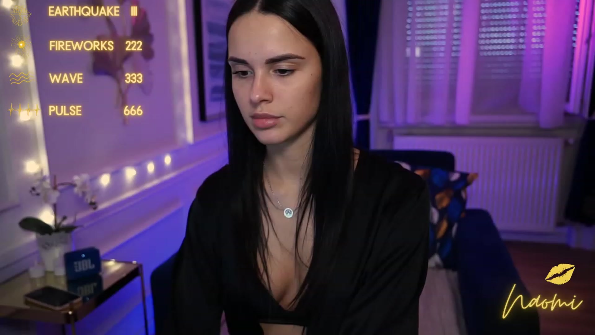 Gallery image thumbnail from cinnabellee's myfreecams stream on, 05/01/2023, 17:24 image 13 of 20