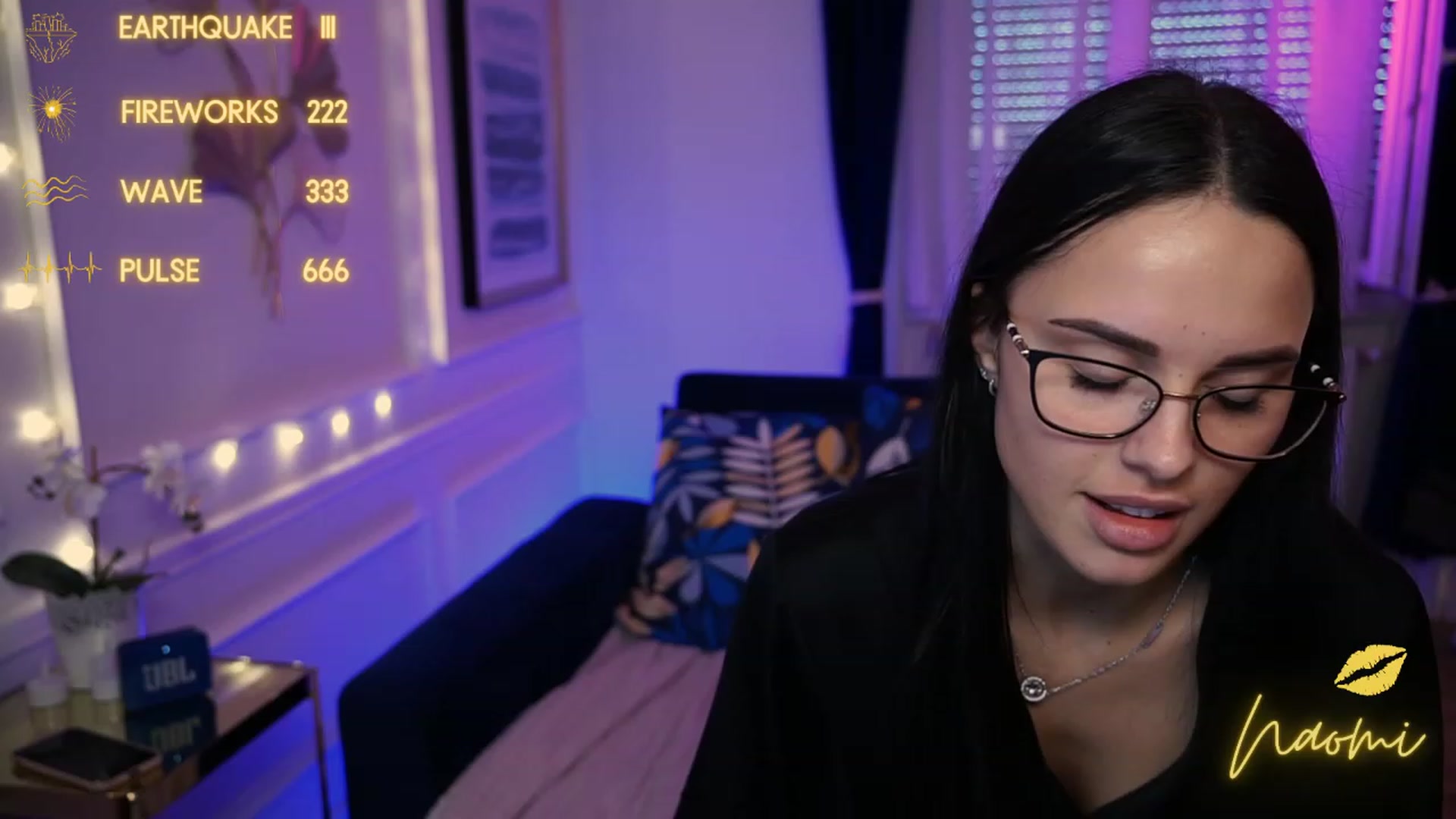 Gallery image thumbnail from cinnabellee's myfreecams stream on, 05/01/2023, 17:24 image 1 of 20