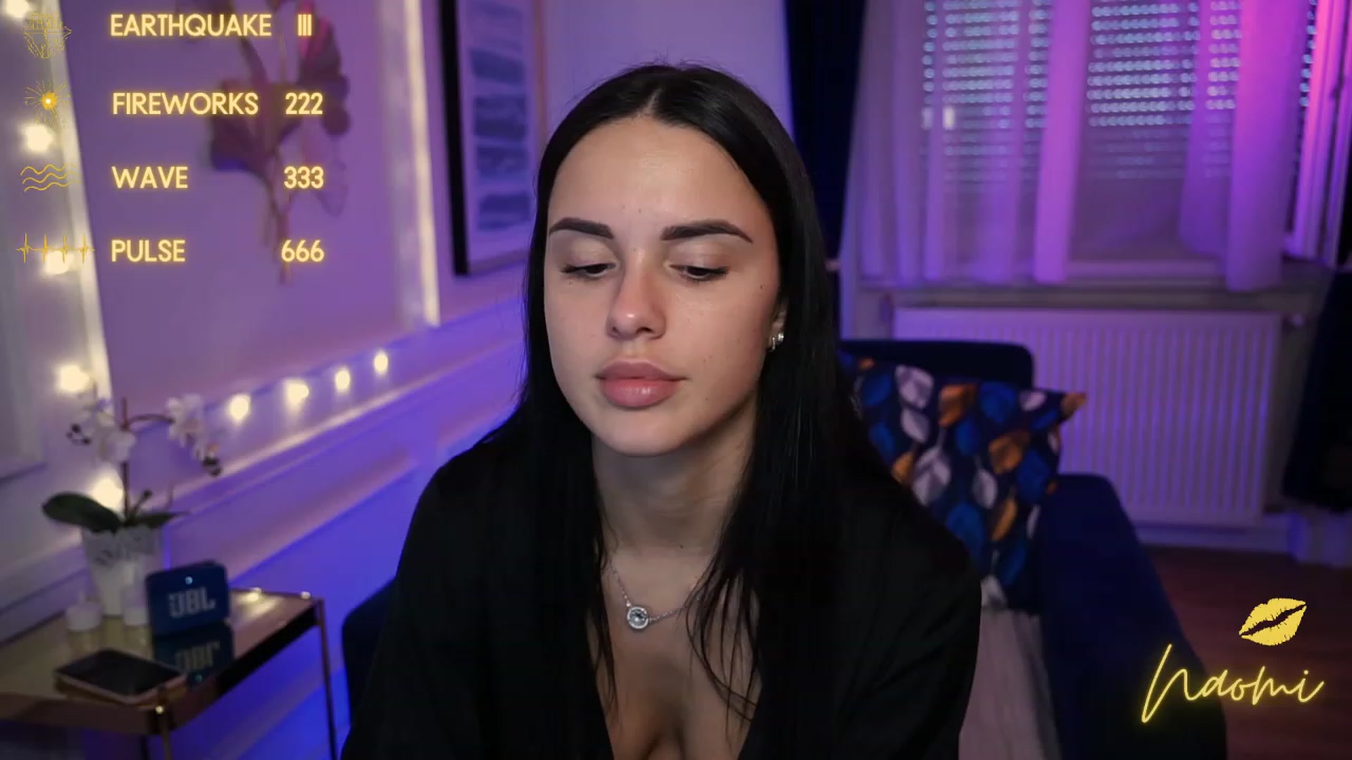 Gallery image thumbnail from cinnabellee's myfreecams stream on, 05/01/2023, 17:24 image 12 of 20