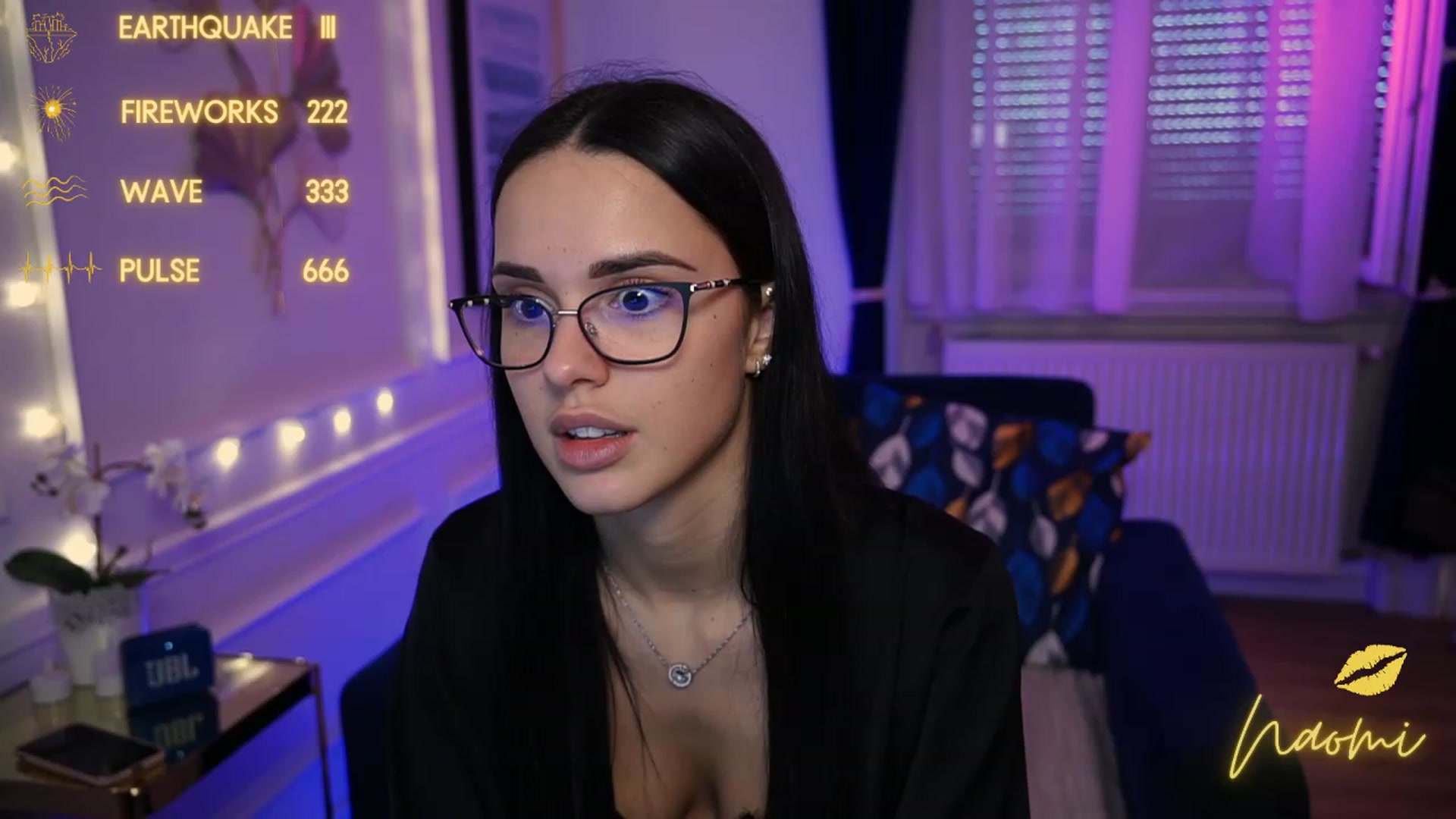 Gallery image thumbnail from cinnabellee's myfreecams stream on, 05/01/2023, 17:24 image 5 of 20