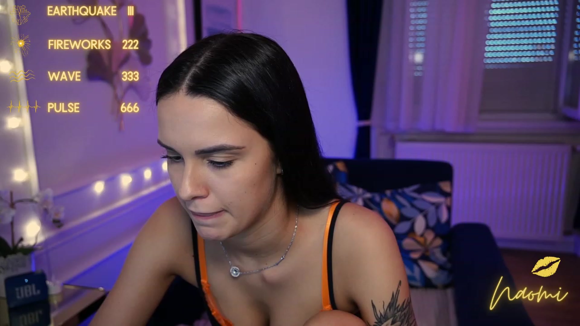 Gallery image thumbnail from cinnabellee's myfreecams stream on, 05/02/2023, 15:25 image 18 of 20