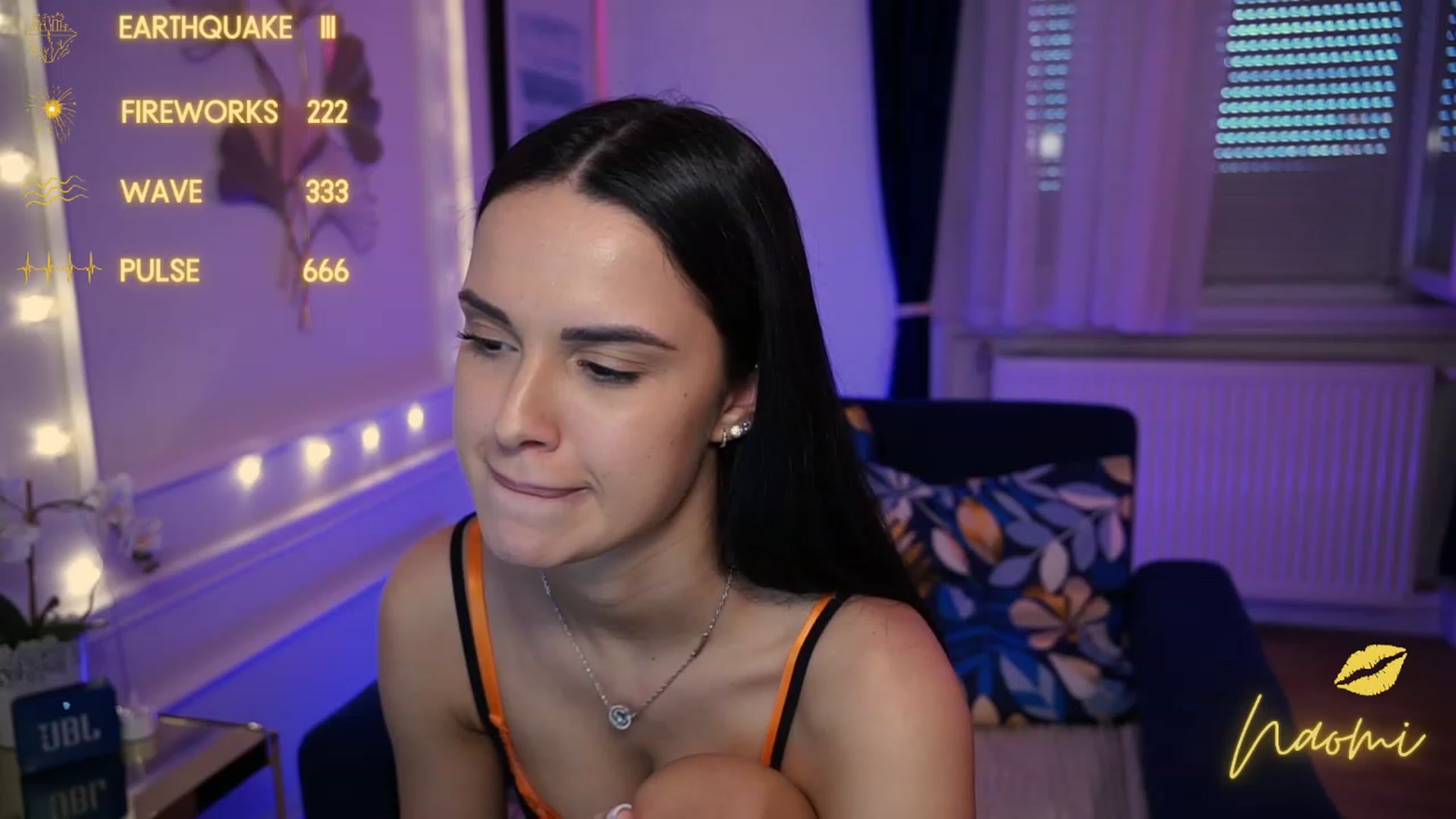 Gallery image thumbnail from cinnabellee's myfreecams stream on, 05/02/2023, 15:25 image 19 of 20