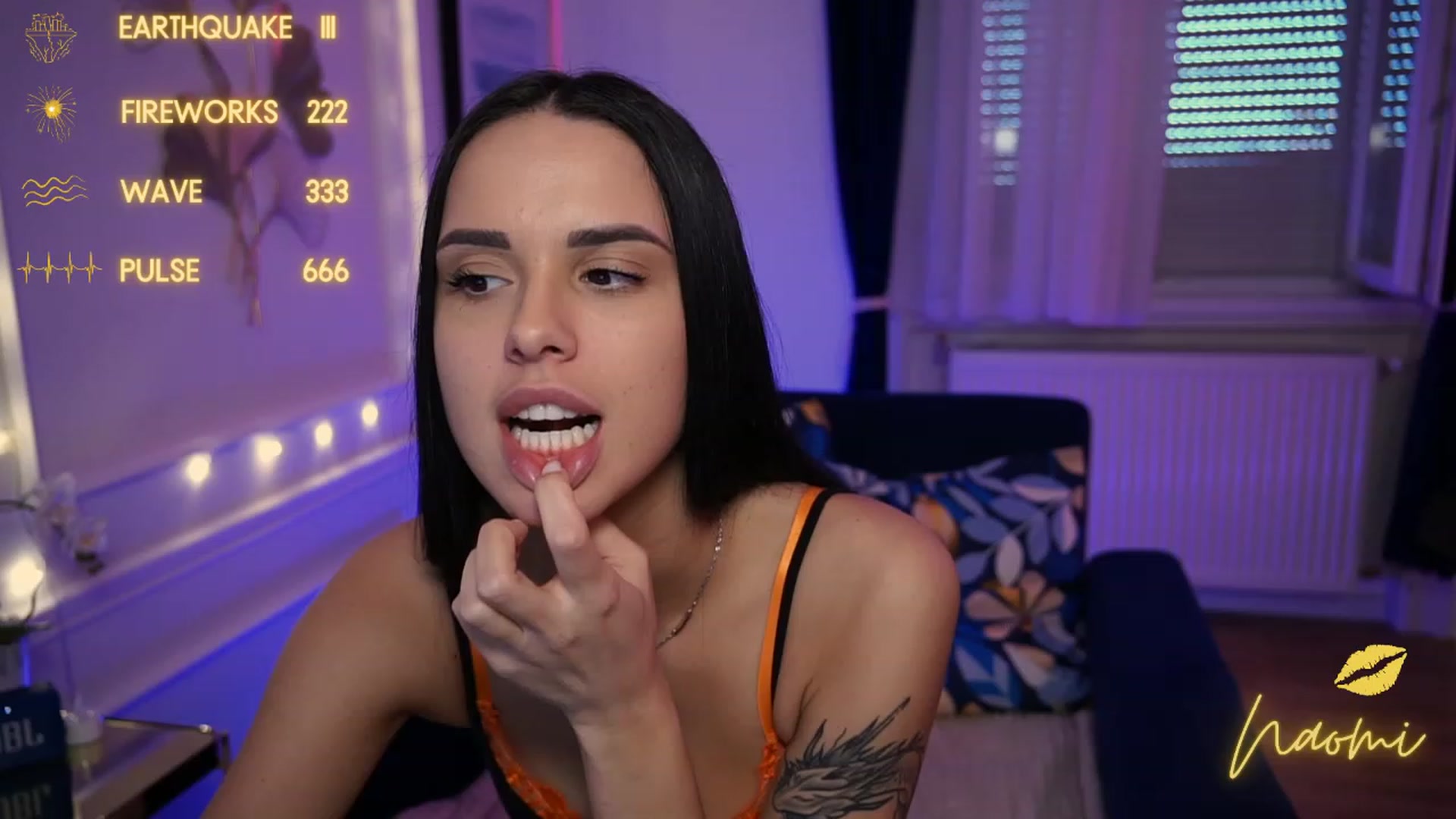 Gallery image thumbnail from cinnabellee's myfreecams stream on, 05/02/2023, 15:25 image 3 of 20