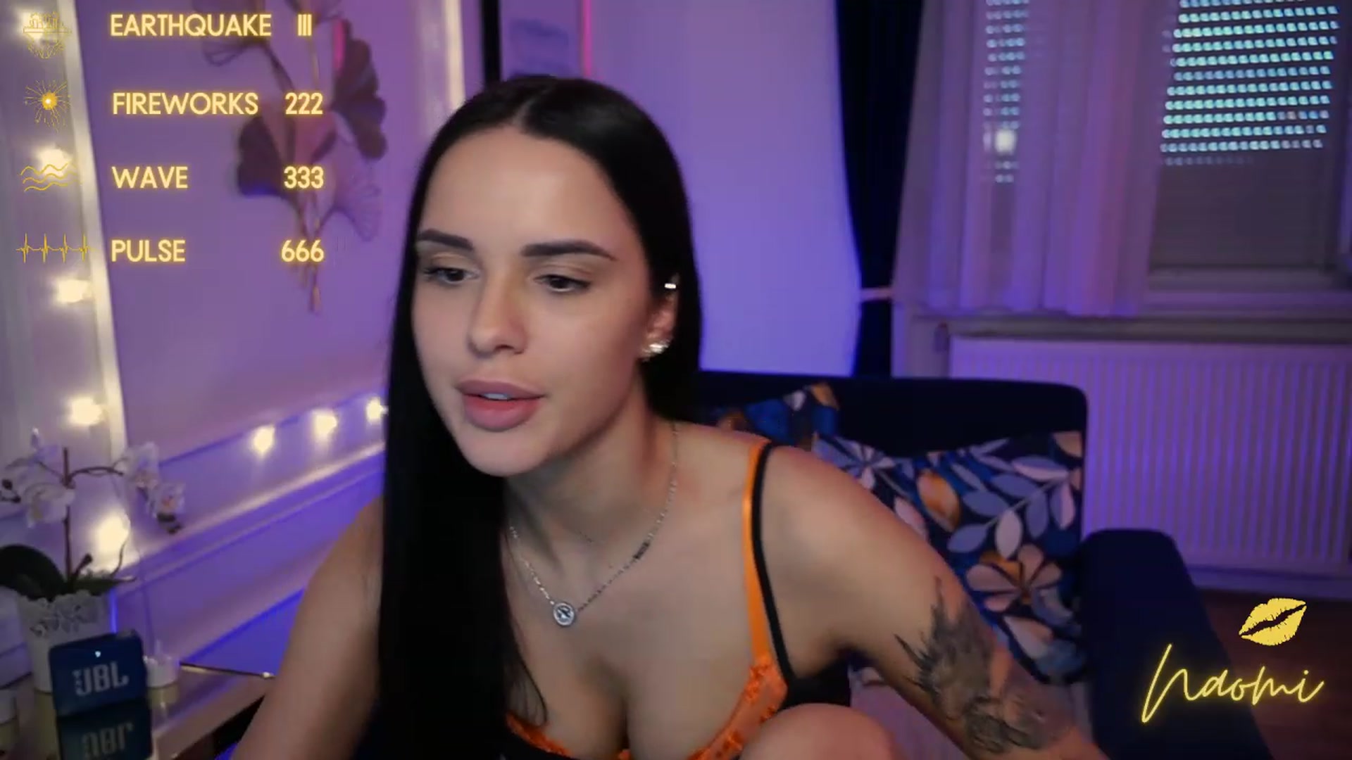 Gallery image thumbnail from cinnabellee's myfreecams stream on, 05/02/2023, 15:25 image 16 of 20