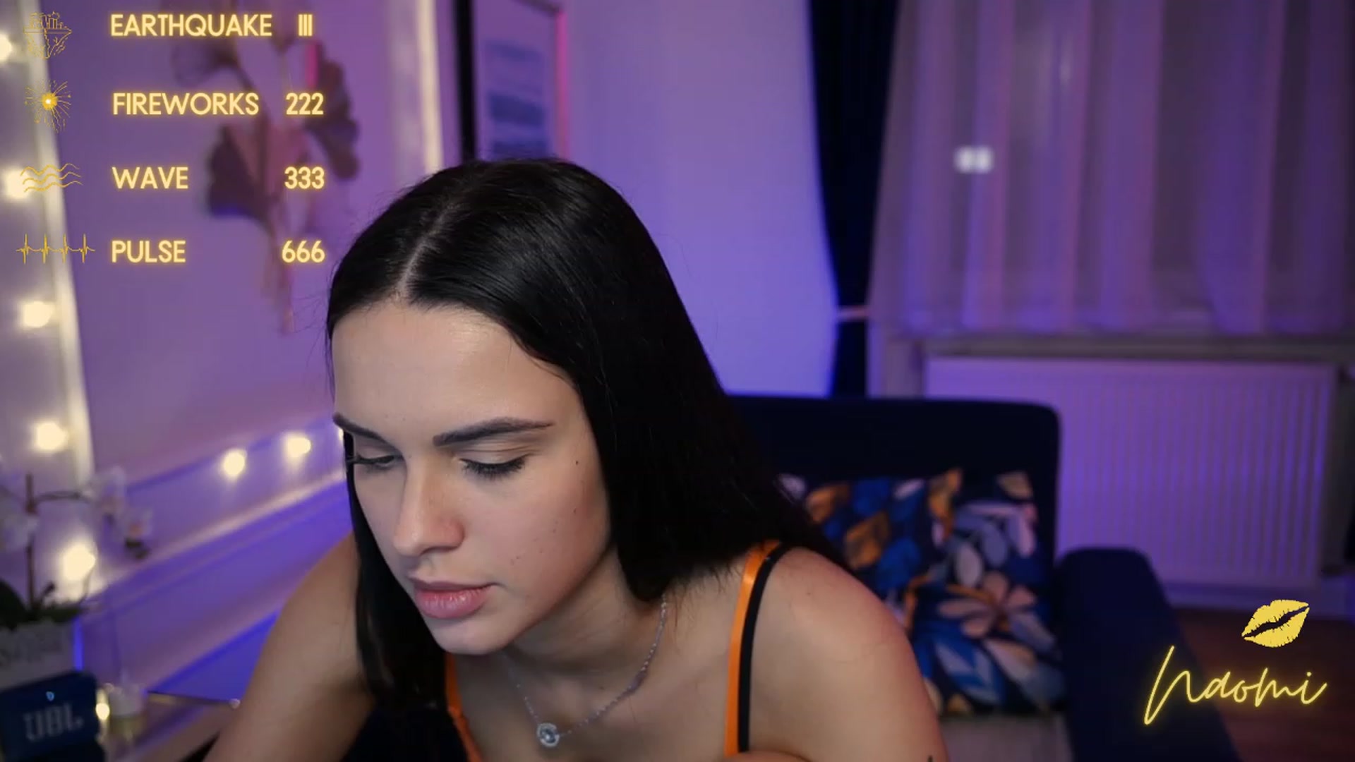 Gallery image thumbnail from cinnabellee's myfreecams stream on, 05/02/2023, 18:00 image 12 of 20