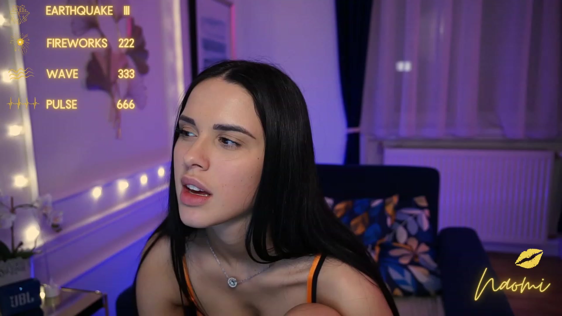 Gallery image thumbnail from cinnabellee's myfreecams stream on, 05/02/2023, 18:00 image 5 of 20