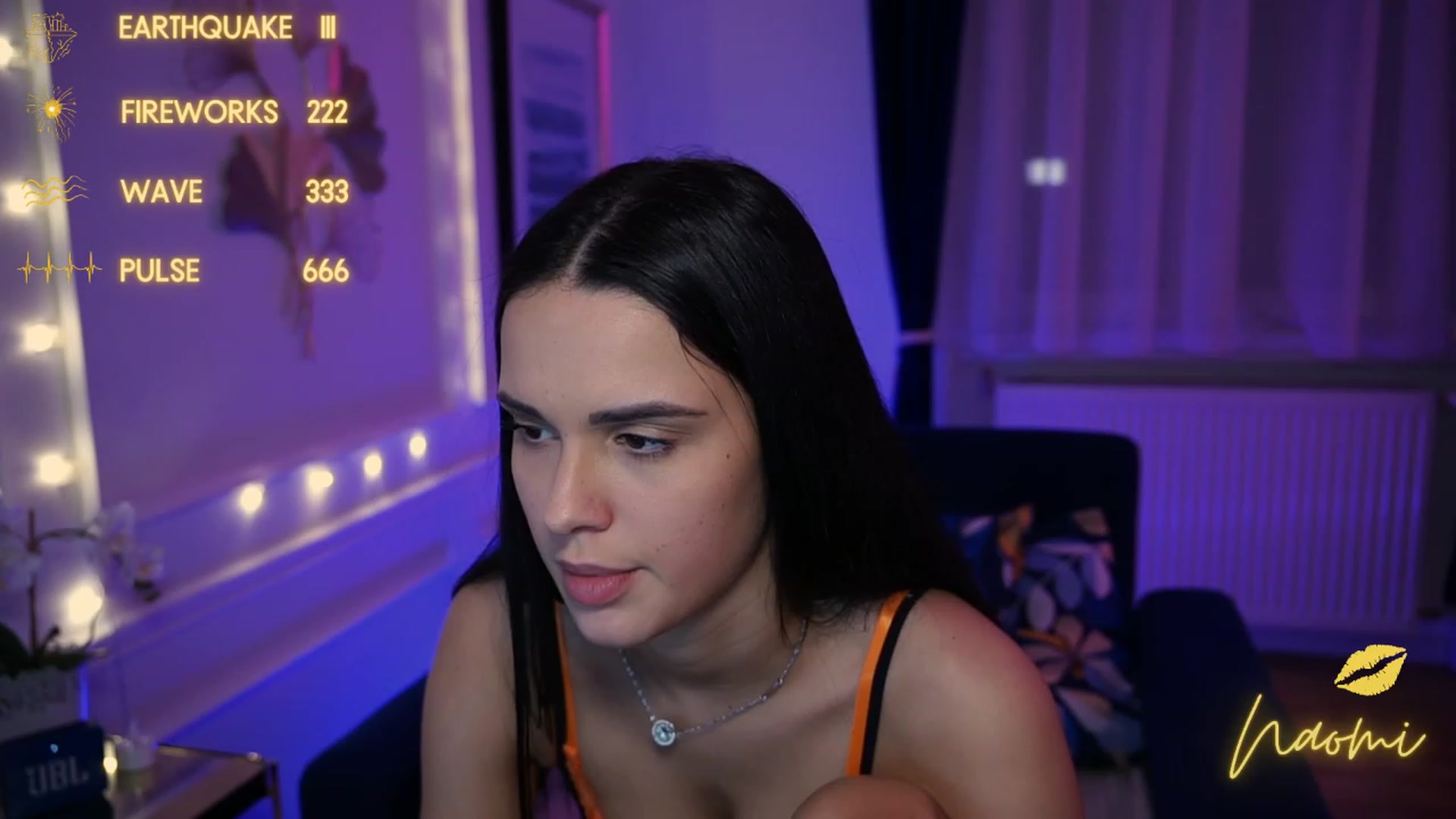 Gallery image thumbnail from cinnabellee's myfreecams stream on, 05/02/2023, 18:00 image 19 of 20