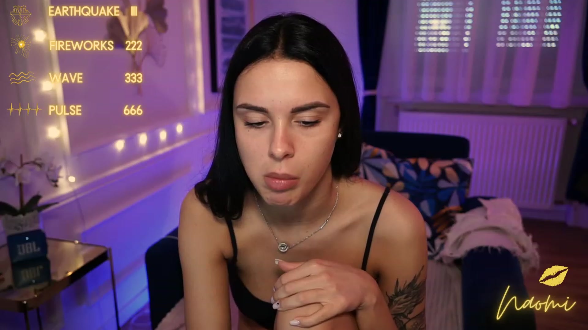 Gallery image thumbnail from cinnabellee's myfreecams stream on, 05/10/2023, 10:51 image 2 of 20