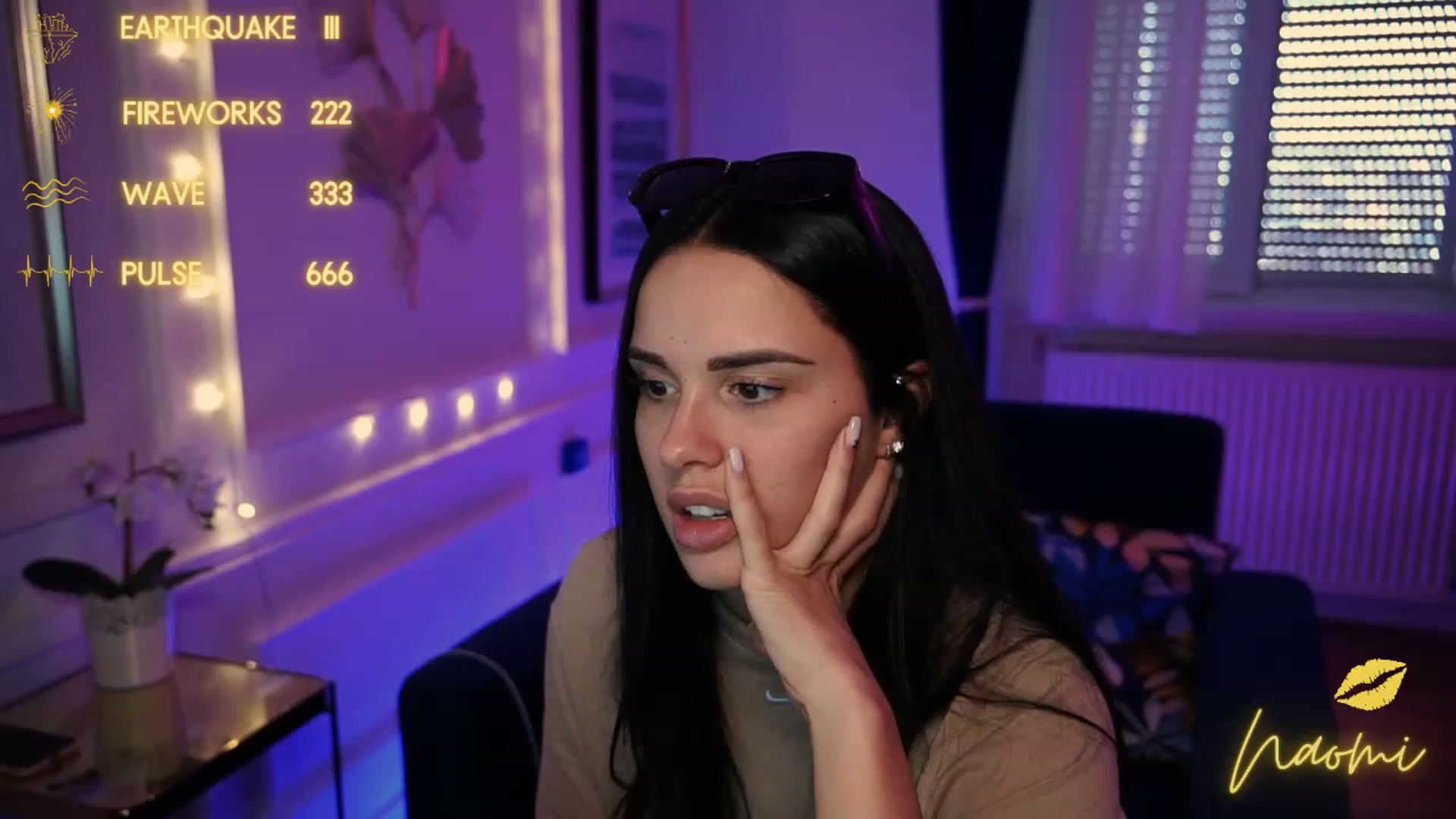 Gallery image thumbnail from cinnabellee's myfreecams stream on, 05/10/2023, 11:03 image 19 of 20