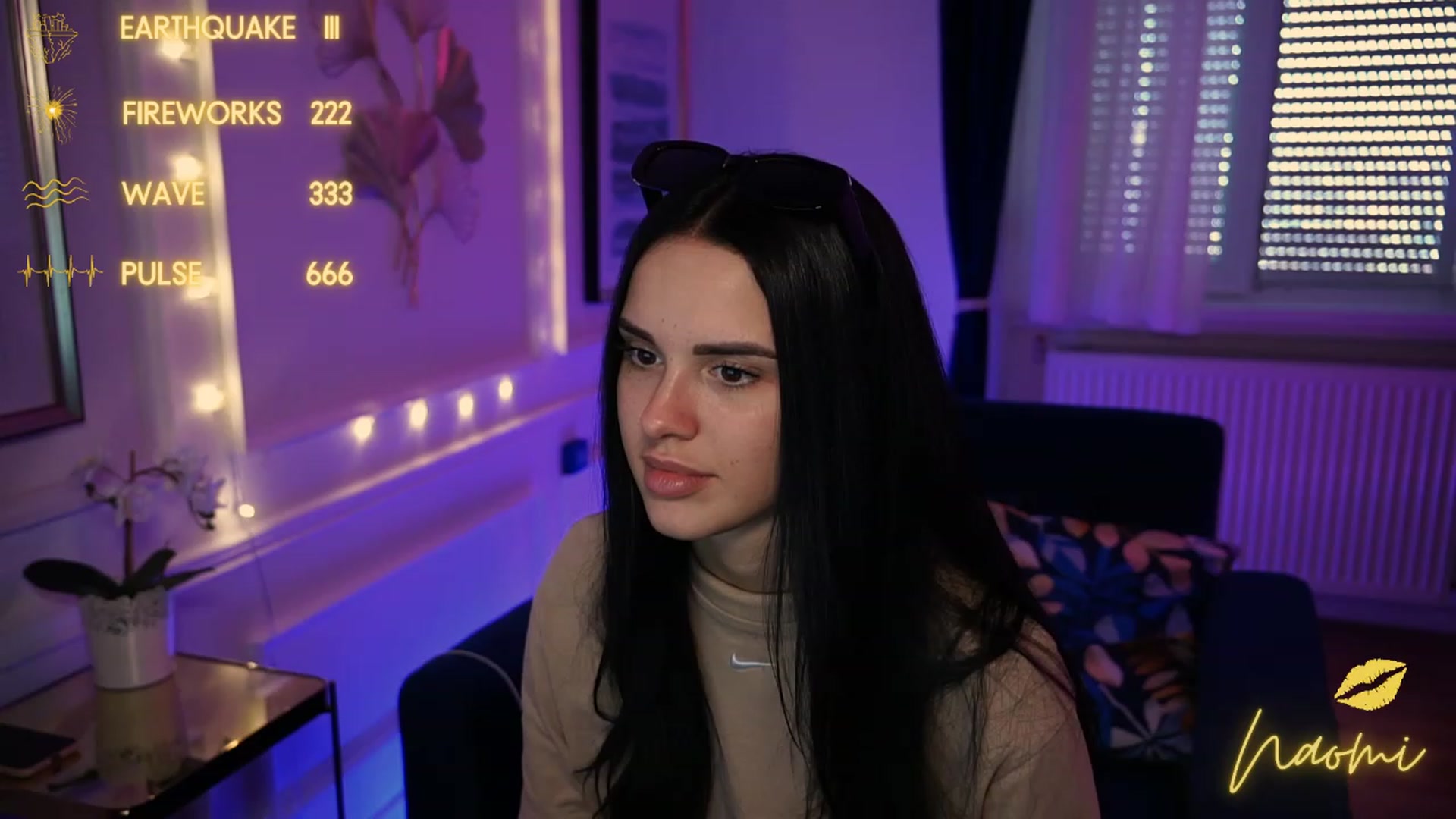 Gallery image thumbnail from cinnabellee's myfreecams stream on, 05/10/2023, 11:03 image 10 of 20