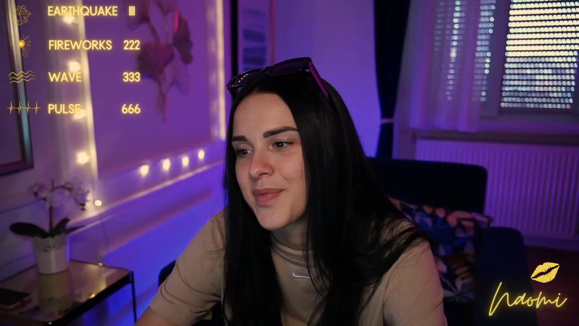 Gallery image thumbnail from cinnabellee's myfreecams stream on, 05/10/2023, 11:03 image 5 of 20