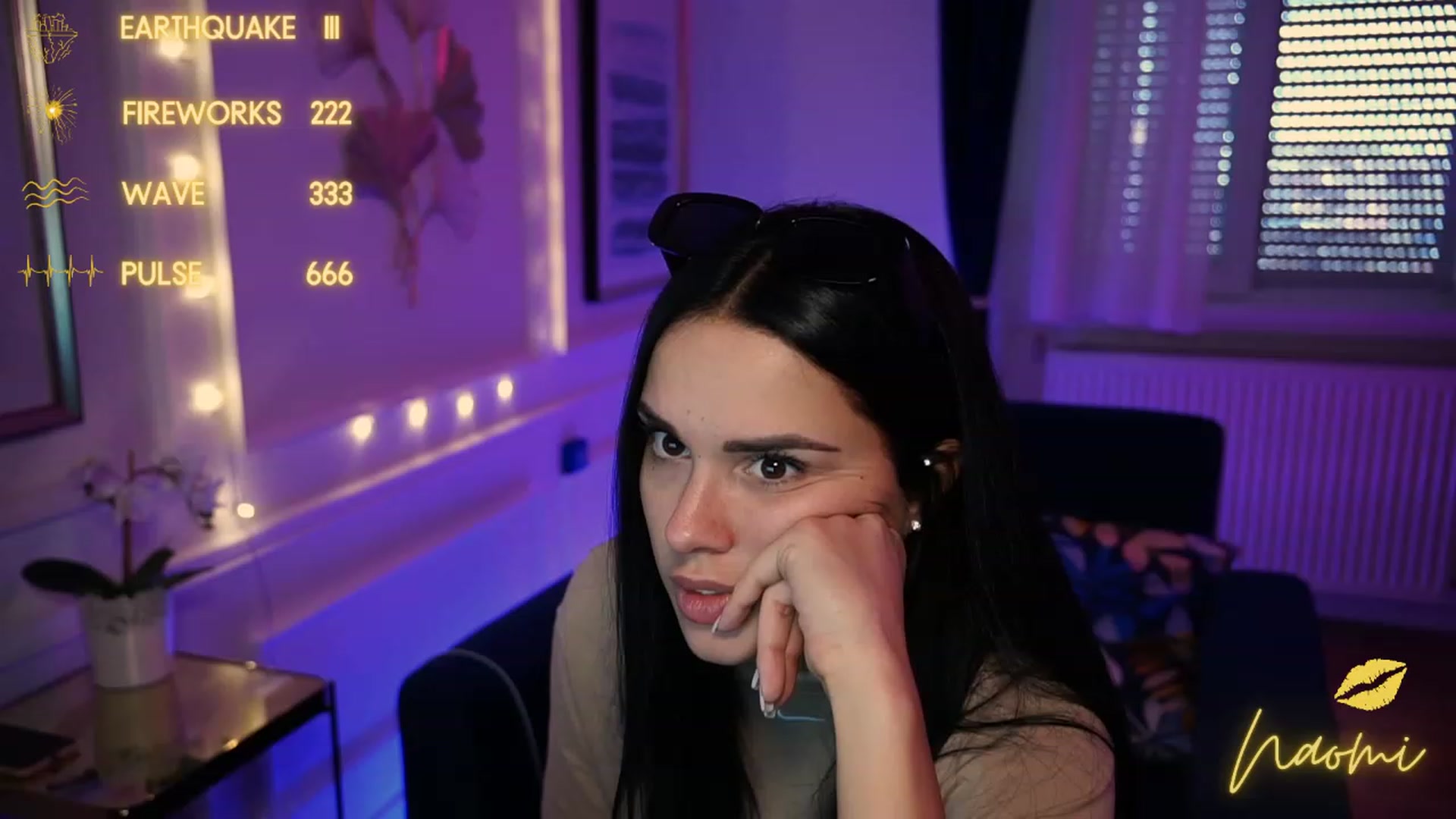Gallery image thumbnail from cinnabellee's myfreecams stream on, 05/10/2023, 11:03 image 17 of 20