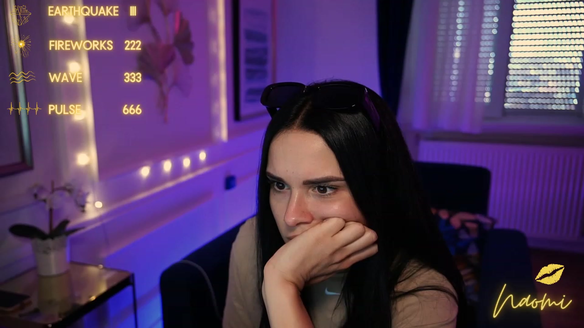 Gallery image thumbnail from cinnabellee's myfreecams stream on, 05/10/2023, 11:03 image 16 of 20