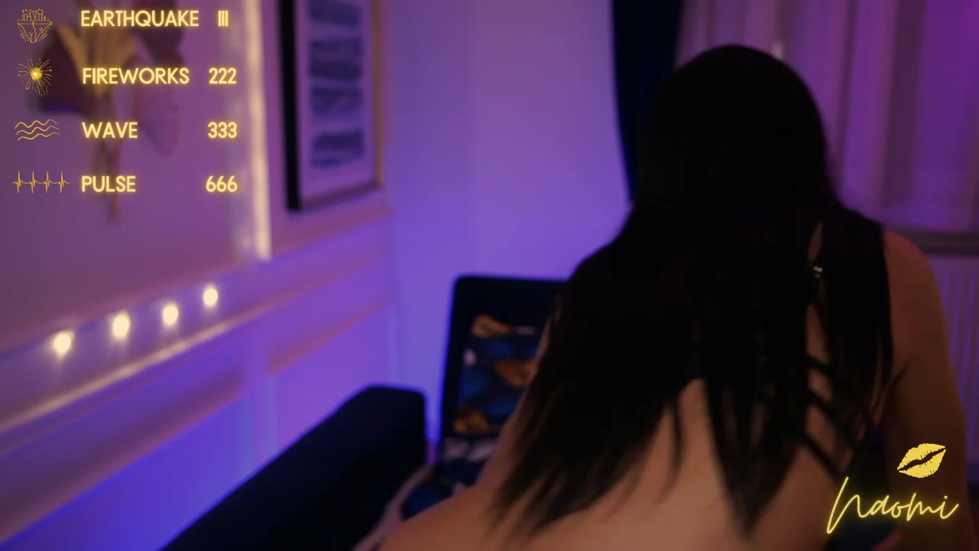 Gallery image thumbnail from cinnabellee's myfreecams stream on, 05/12/2023, 19:33 image 12 of 20