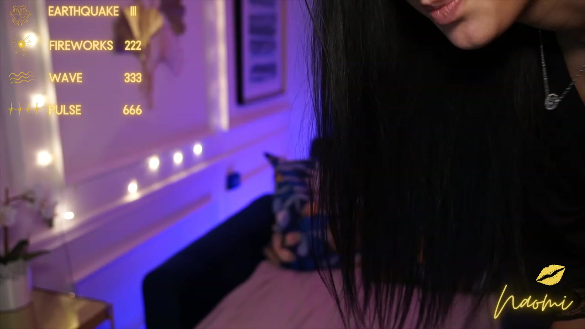 Gallery image thumbnail from cinnabellee's myfreecams stream on, 05/15/2023, 18:25 image 7 of 20