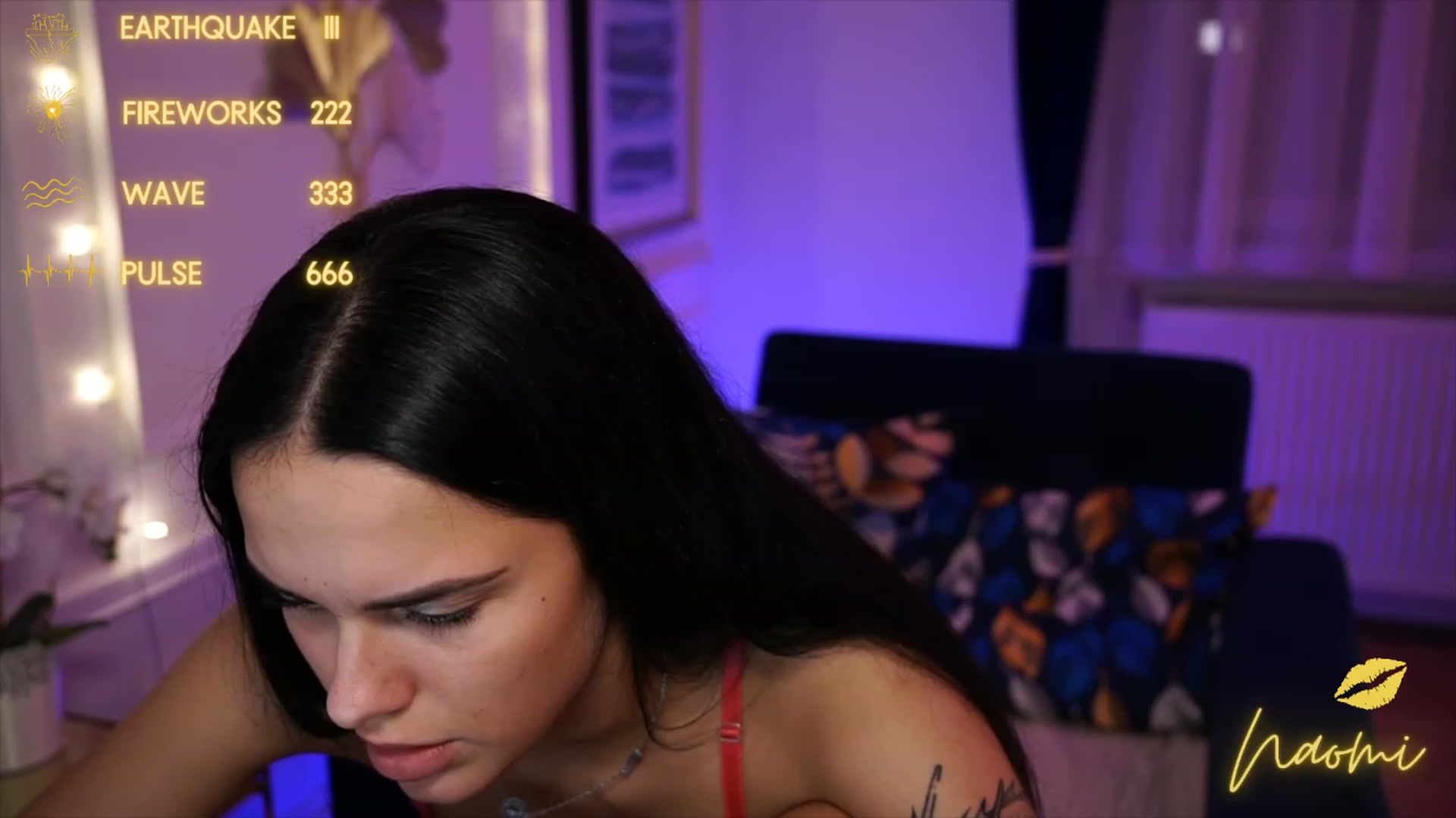Gallery image thumbnail from cinnabellee's myfreecams stream on, 05/15/2023, 21:51 image 7 of 20