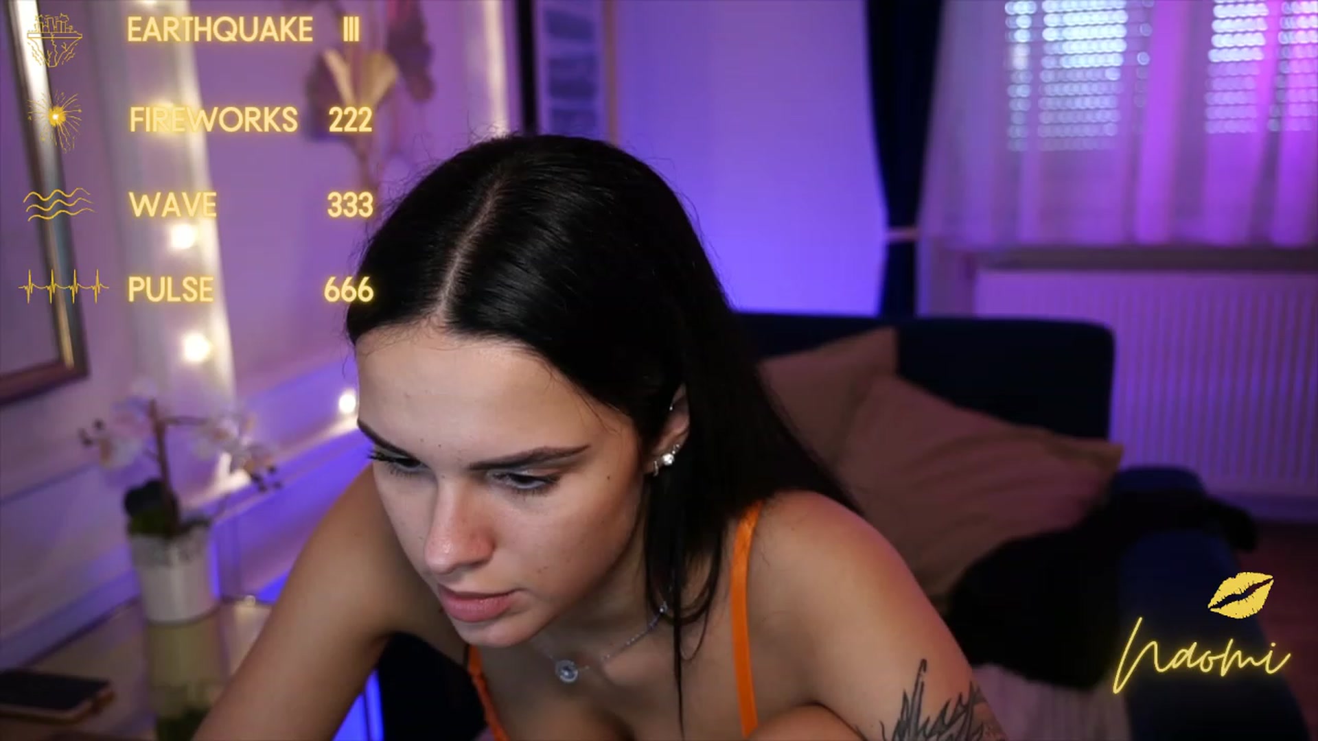 Gallery image thumbnail from cinnabellee's myfreecams stream on, 05/17/2023, 13:15 image 16 of 20