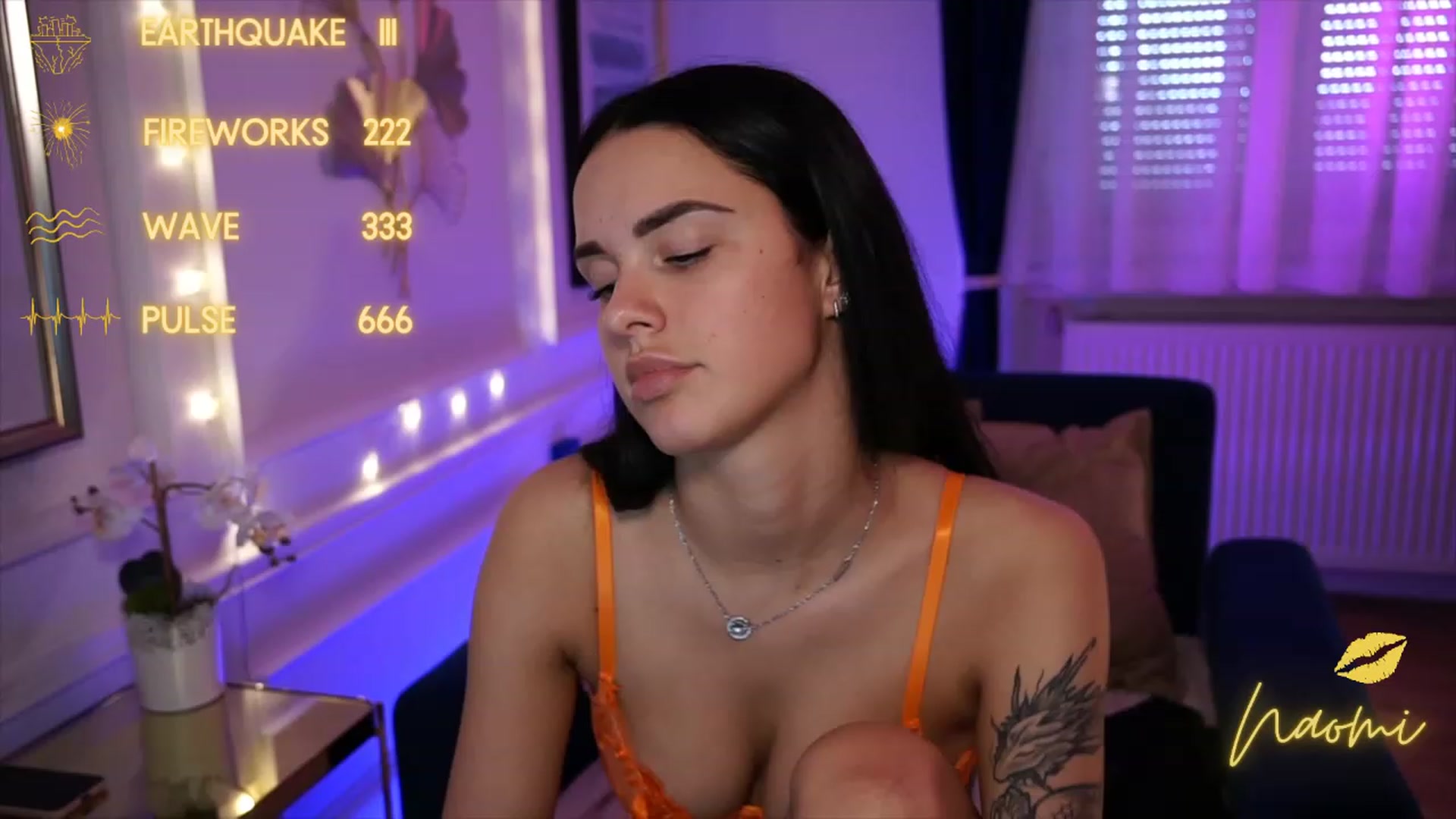 Gallery image thumbnail from cinnabellee's myfreecams stream on, 05/17/2023, 14:50 image 9 of 20